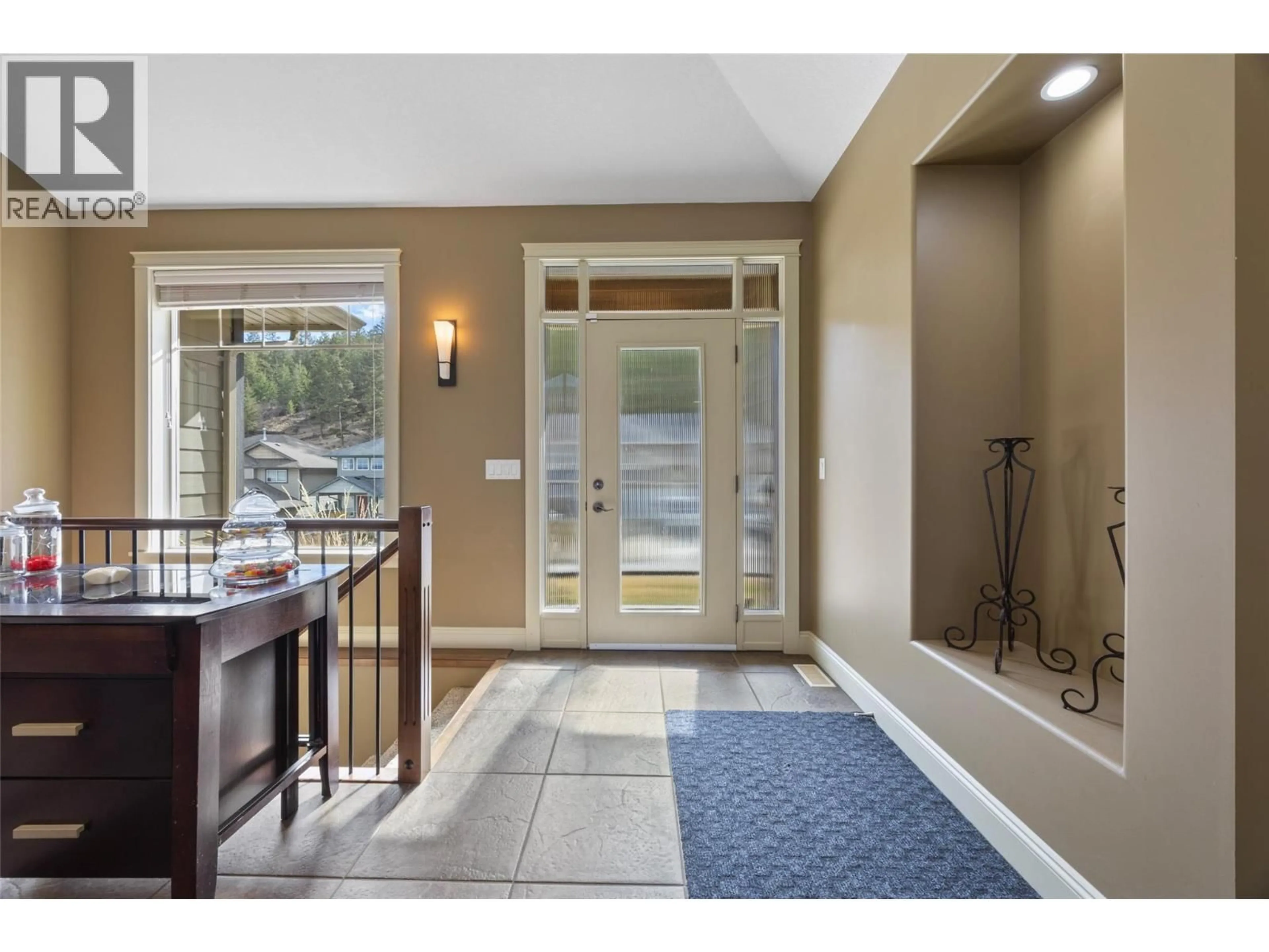 Indoor entryway for 2510 WILLOWBRAE COURT, Kamloops British Columbia V1S2B2