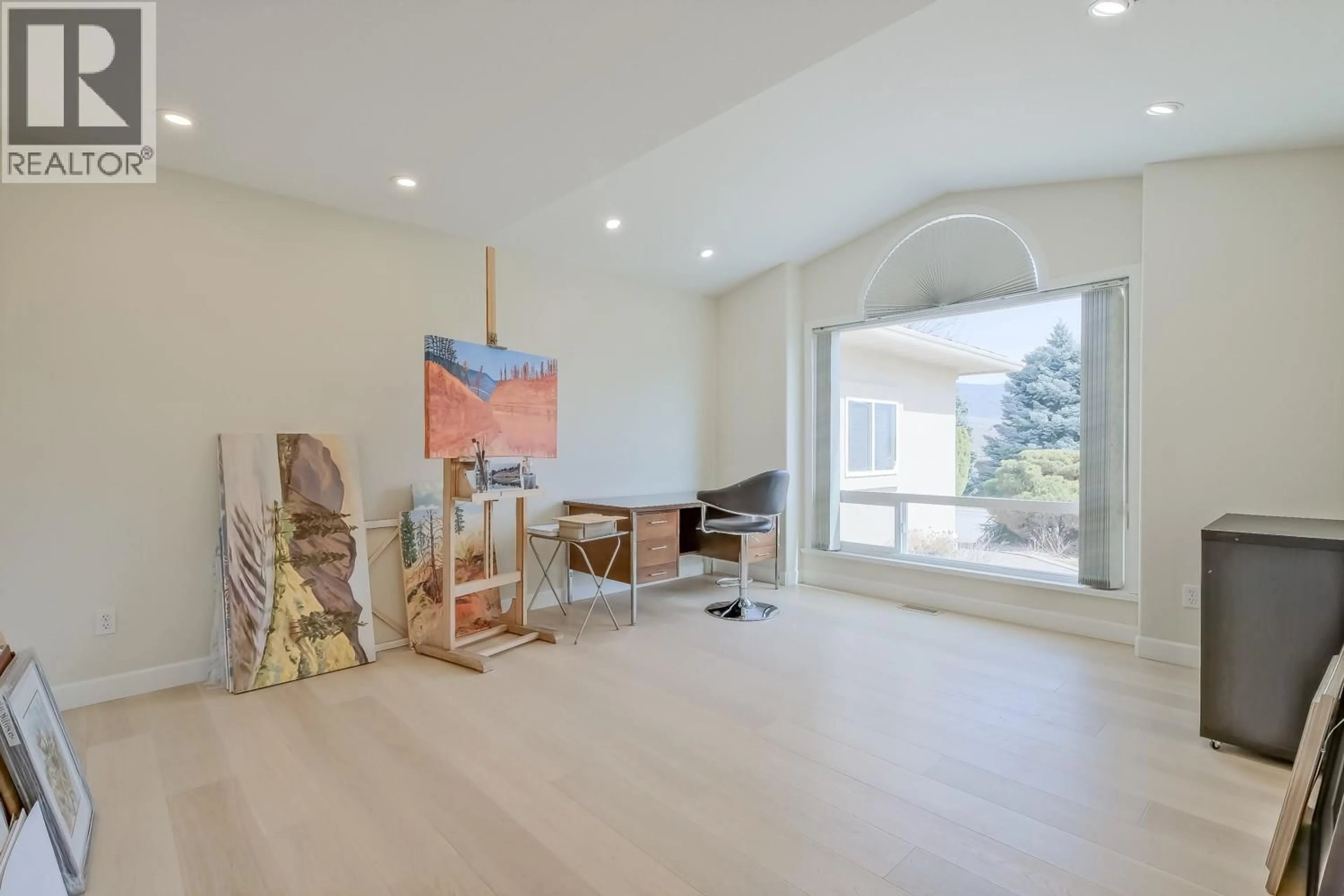Unknown for 434 RIDGE ROAD, Penticton British Columbia V2A8N7