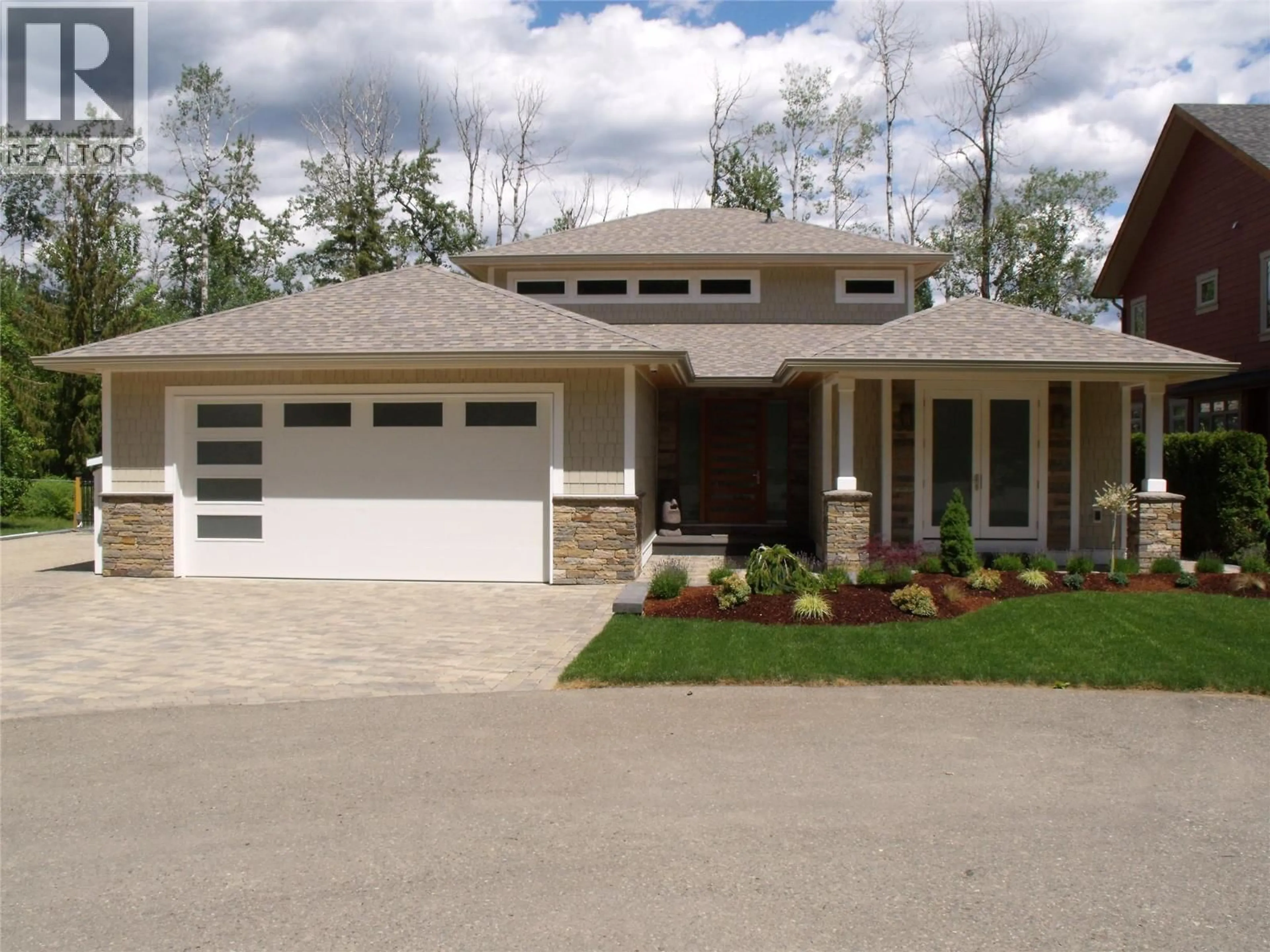 Home with vinyl exterior material, street for 12 - 1171 DIEPPE ROAD, Sorrento British Columbia V0E2W1