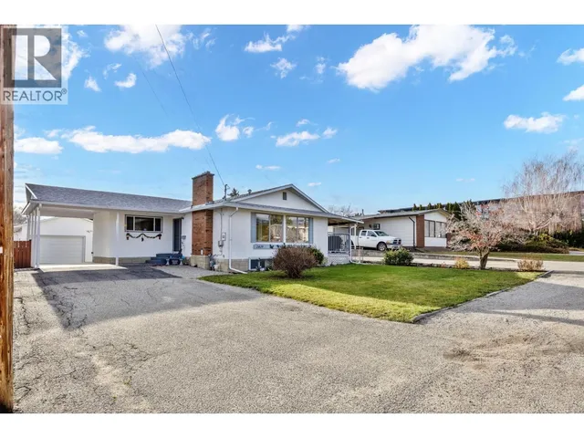 2429 GOSSET ROAD, West Kelowna 2