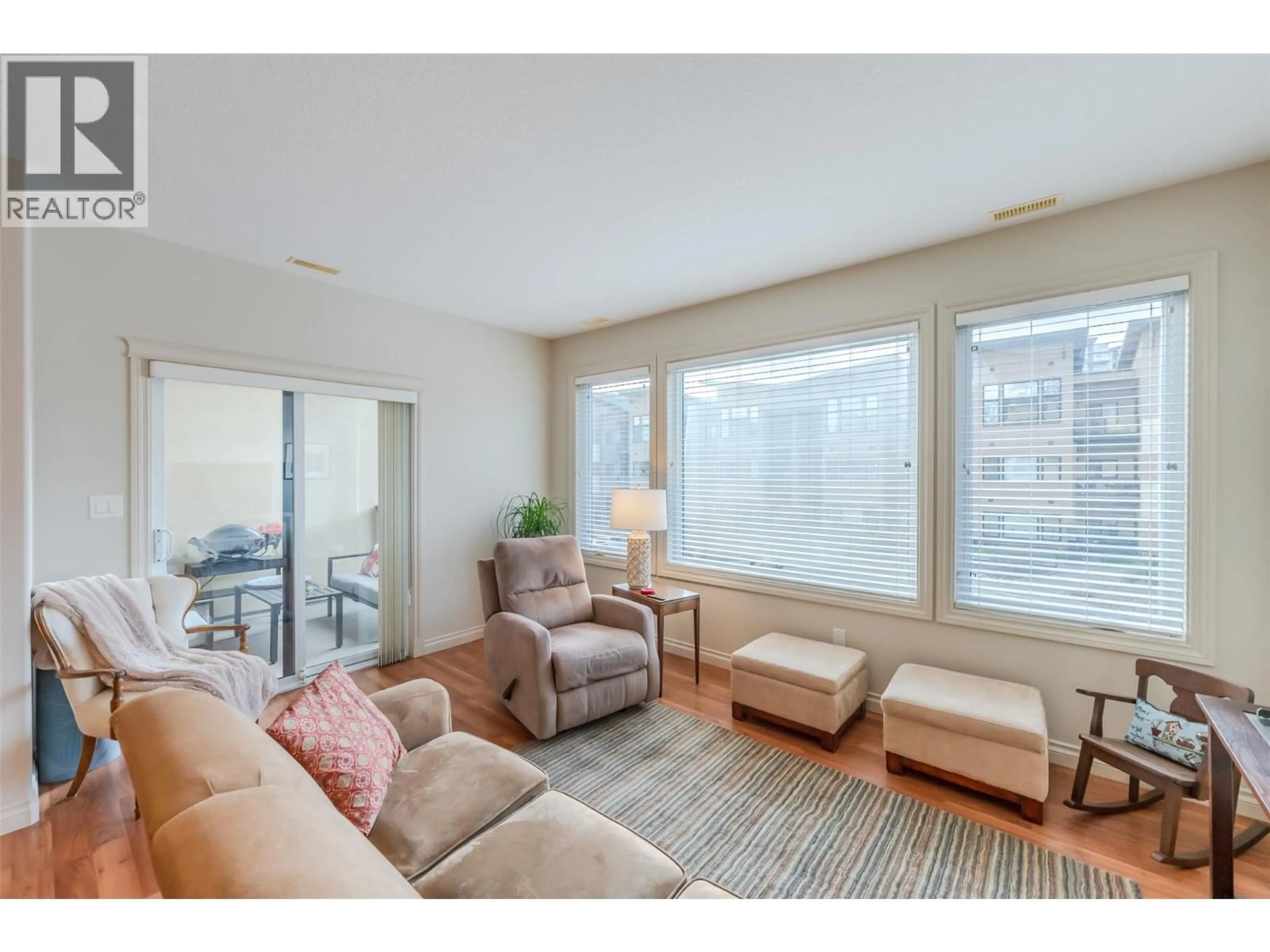 Living room with furniture, unknown for 304 - 3311 WILSON STREET, Penticton British Columbia V2A8J3