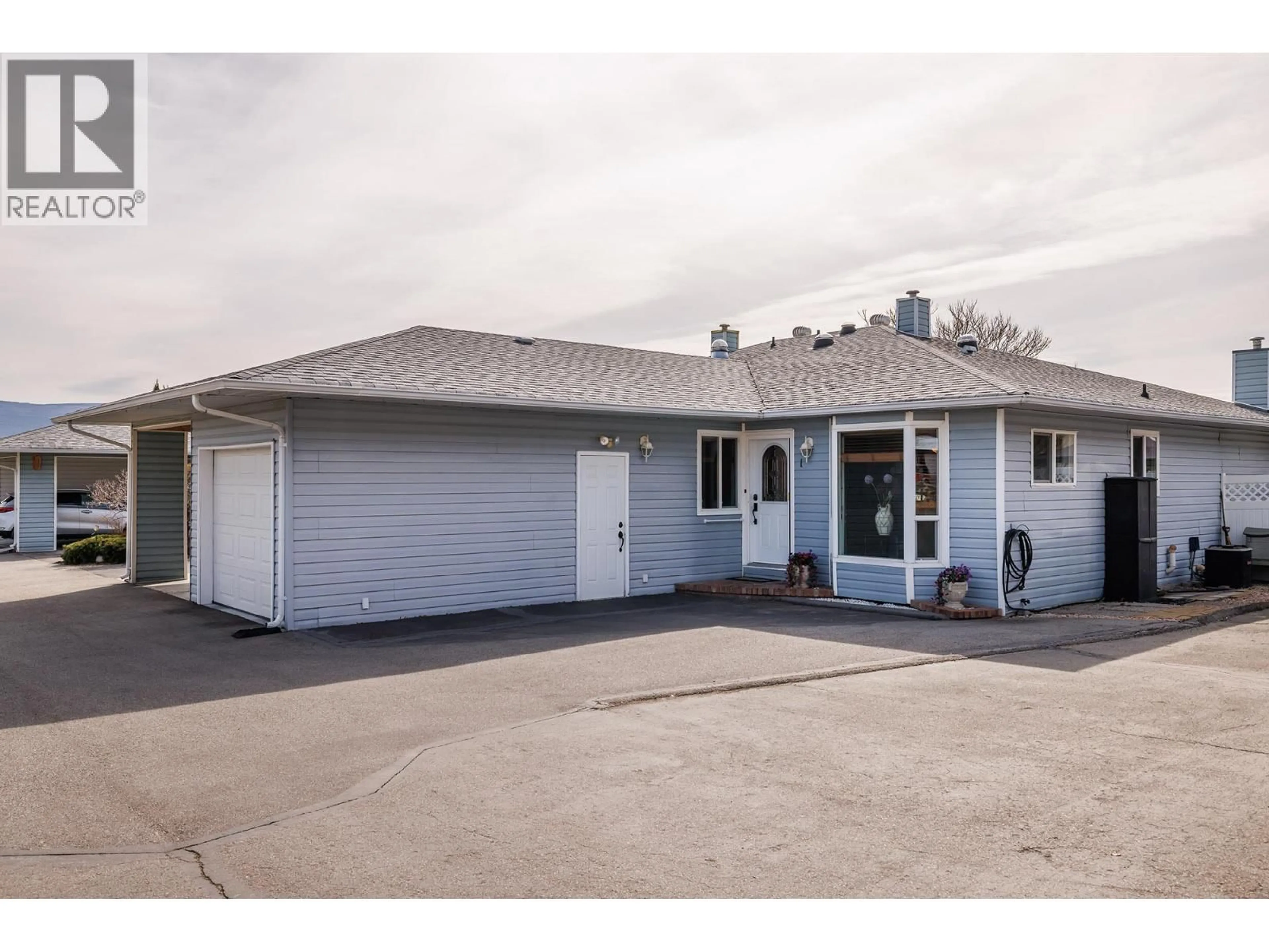 Indoor garage for 1 - 14616 GARNET AVENUE, Summerland British Columbia V0H1Z3