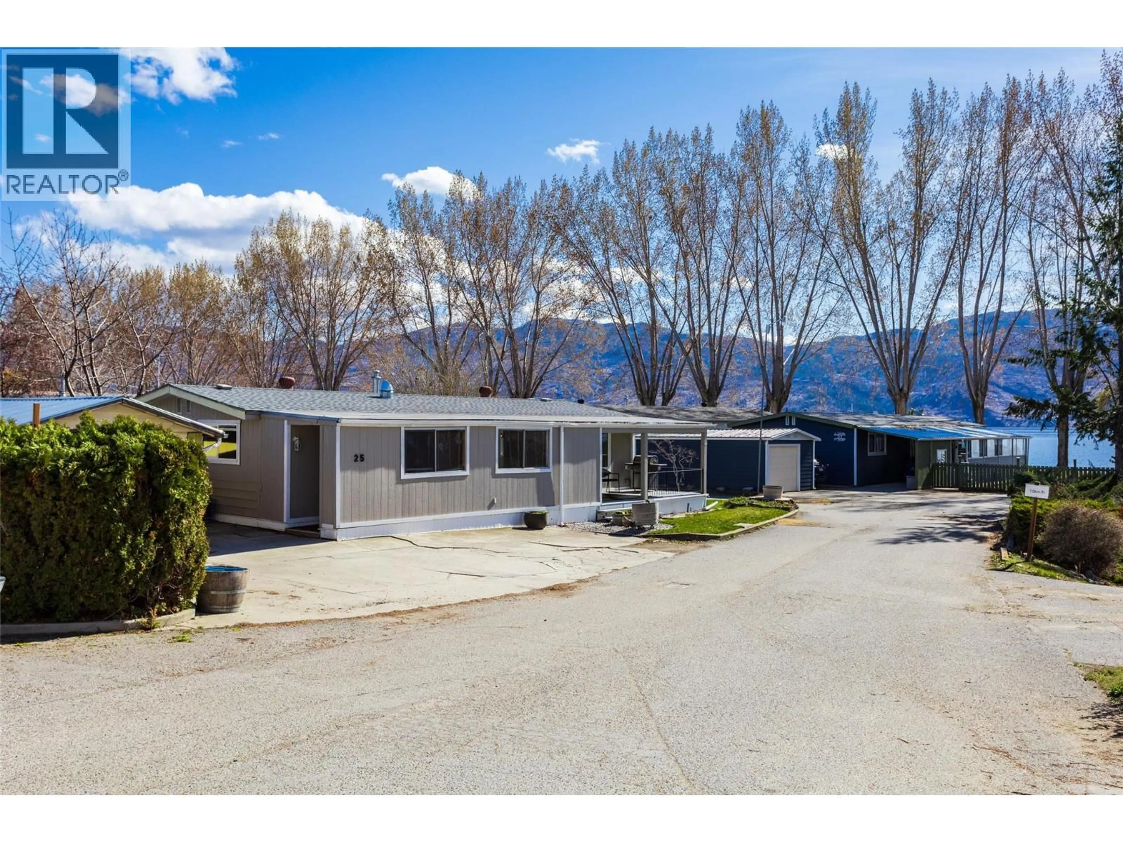 A pic from outside/outdoor area/front of a property/back of a property/a pic from drone, mountain view for 25 - 2095 BOUCHERIE ROAD, West Kelowna British Columbia V4T1Z4