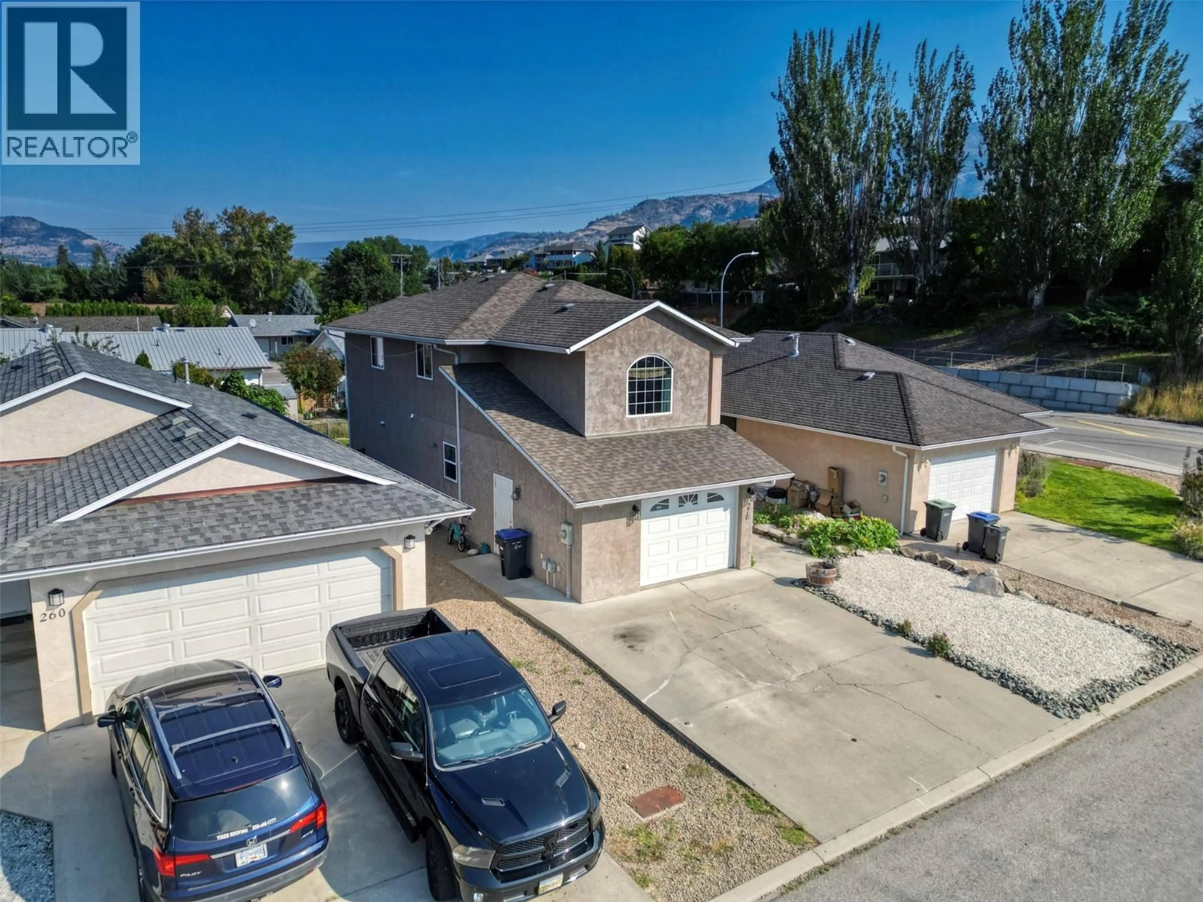 A pic from outside/outdoor area/front of a property/back of a property/a pic from drone, mountain view for 270 WILLOWS PLACE, Oliver British Columbia V0H1T4
