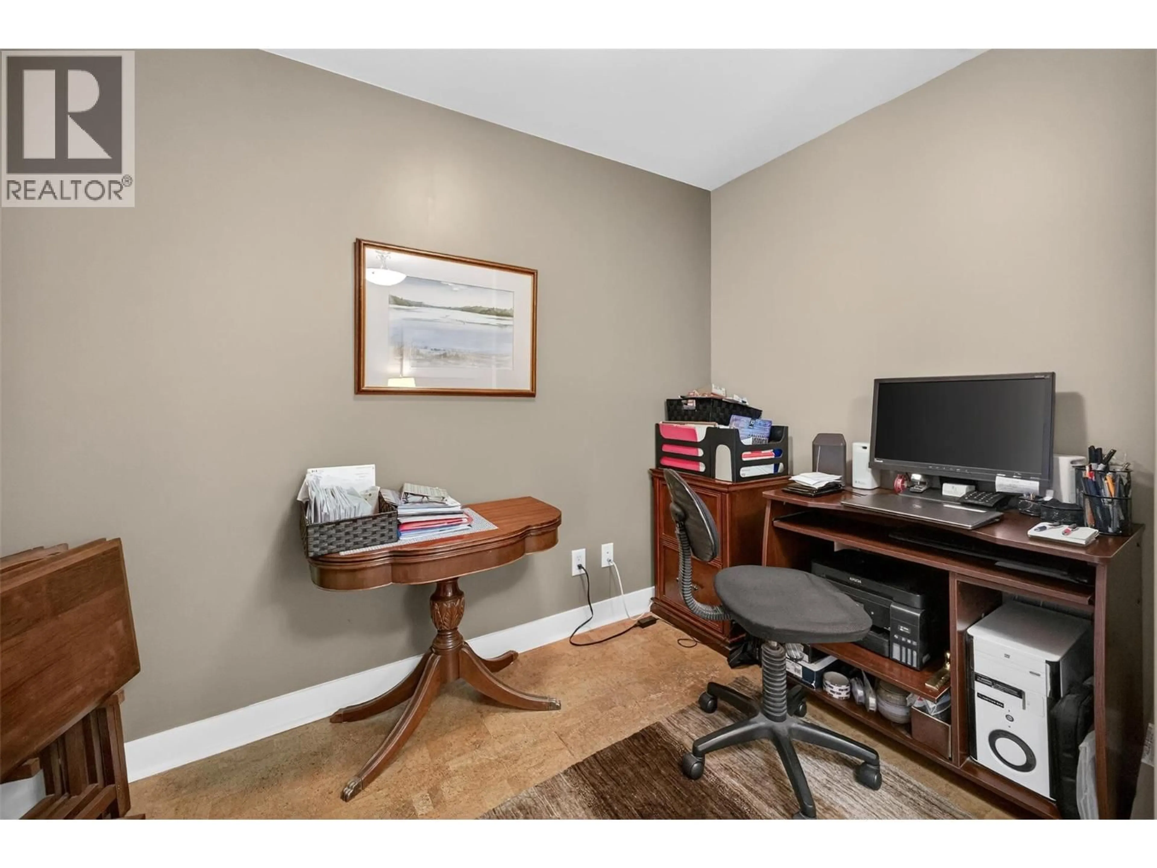 A pic of a room for 1160 BERNARD AVENUE, Kelowna British Columbia V1Y6R2