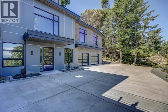 3450 DOLPHIN DRIVE, Nanoose Bay 3