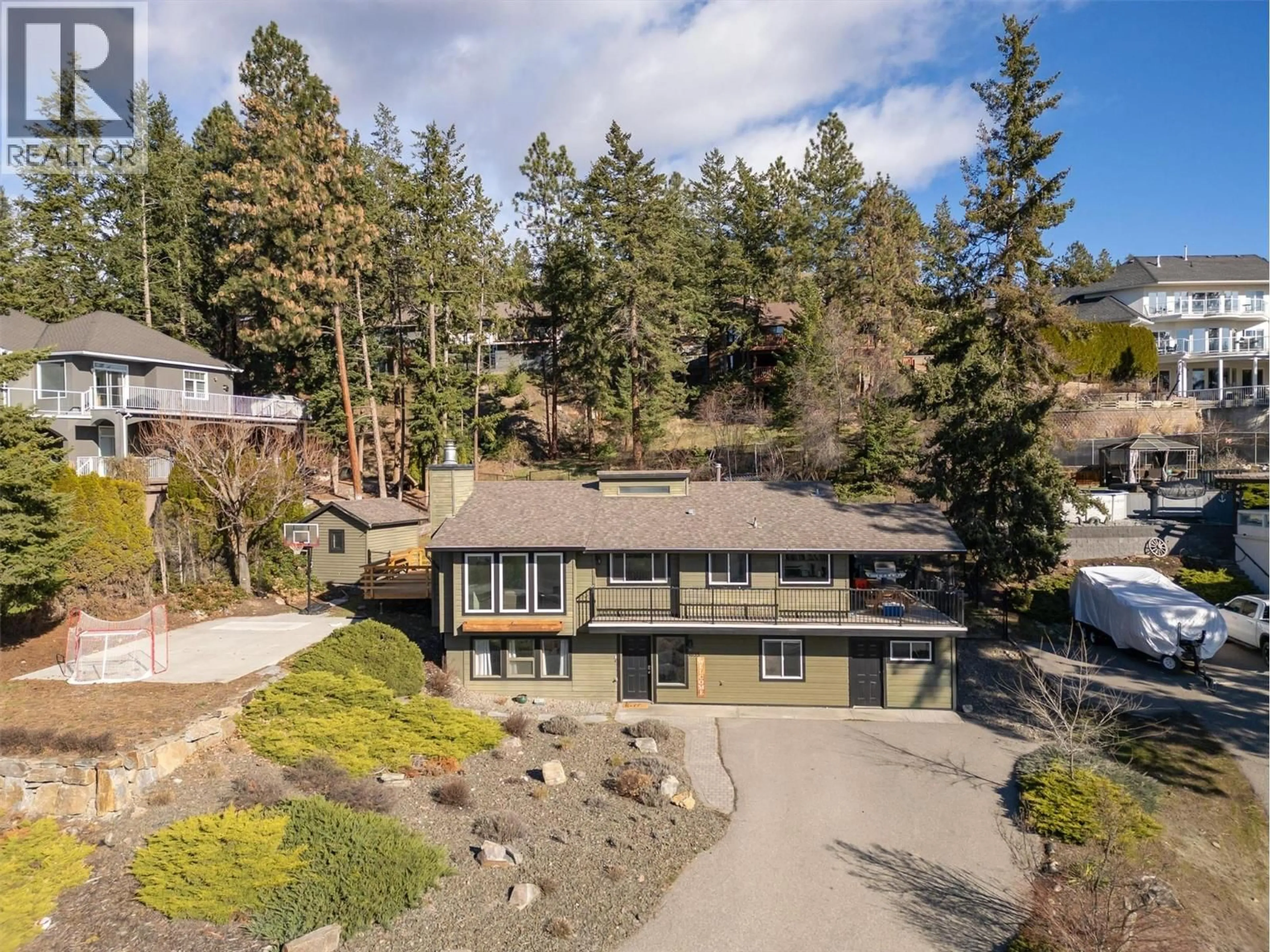 A pic from outside/outdoor area/front of a property/back of a property/a pic from drone, water/lake/river/ocean view for 1835 HORIZON DRIVE, West Kelowna British Columbia V1Z3E4