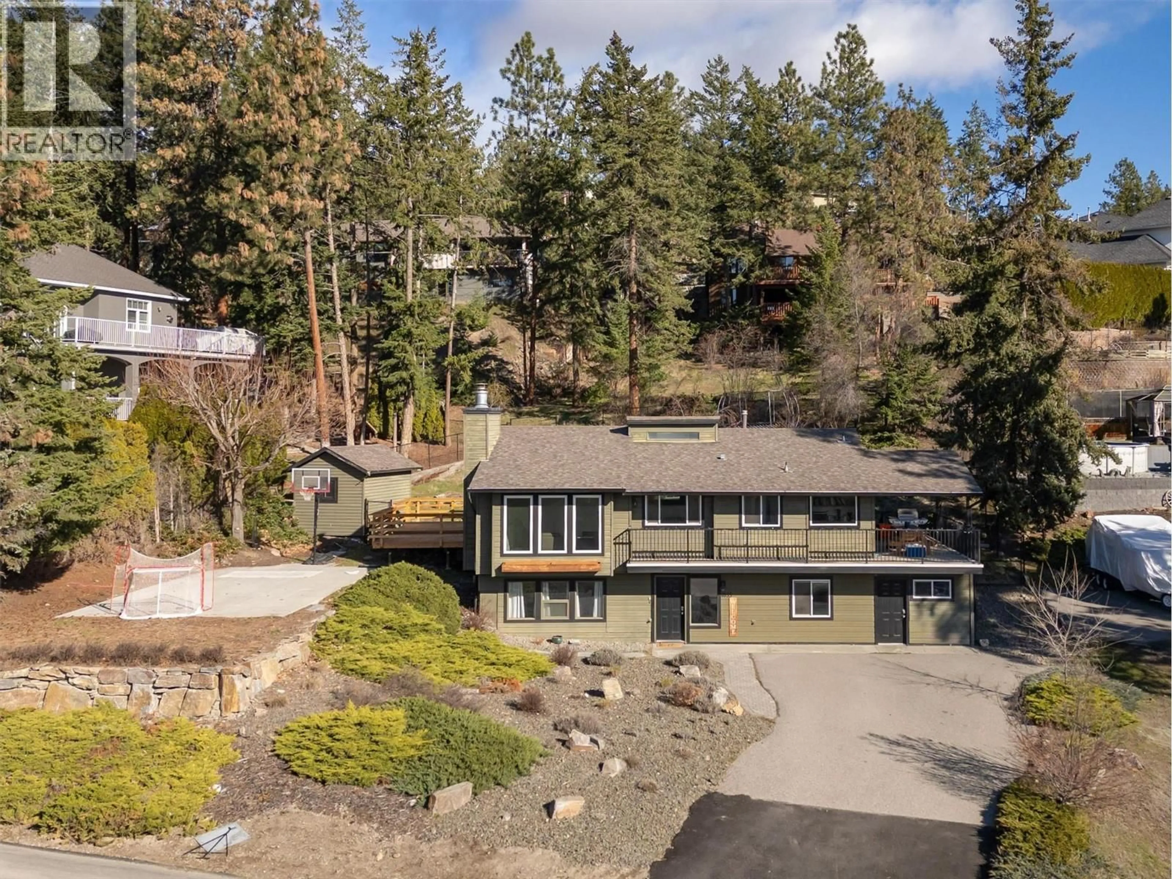 A pic from outside/outdoor area/front of a property/back of a property/a pic from drone, unknown for 1835 HORIZON DRIVE, West Kelowna British Columbia V1Z3E4