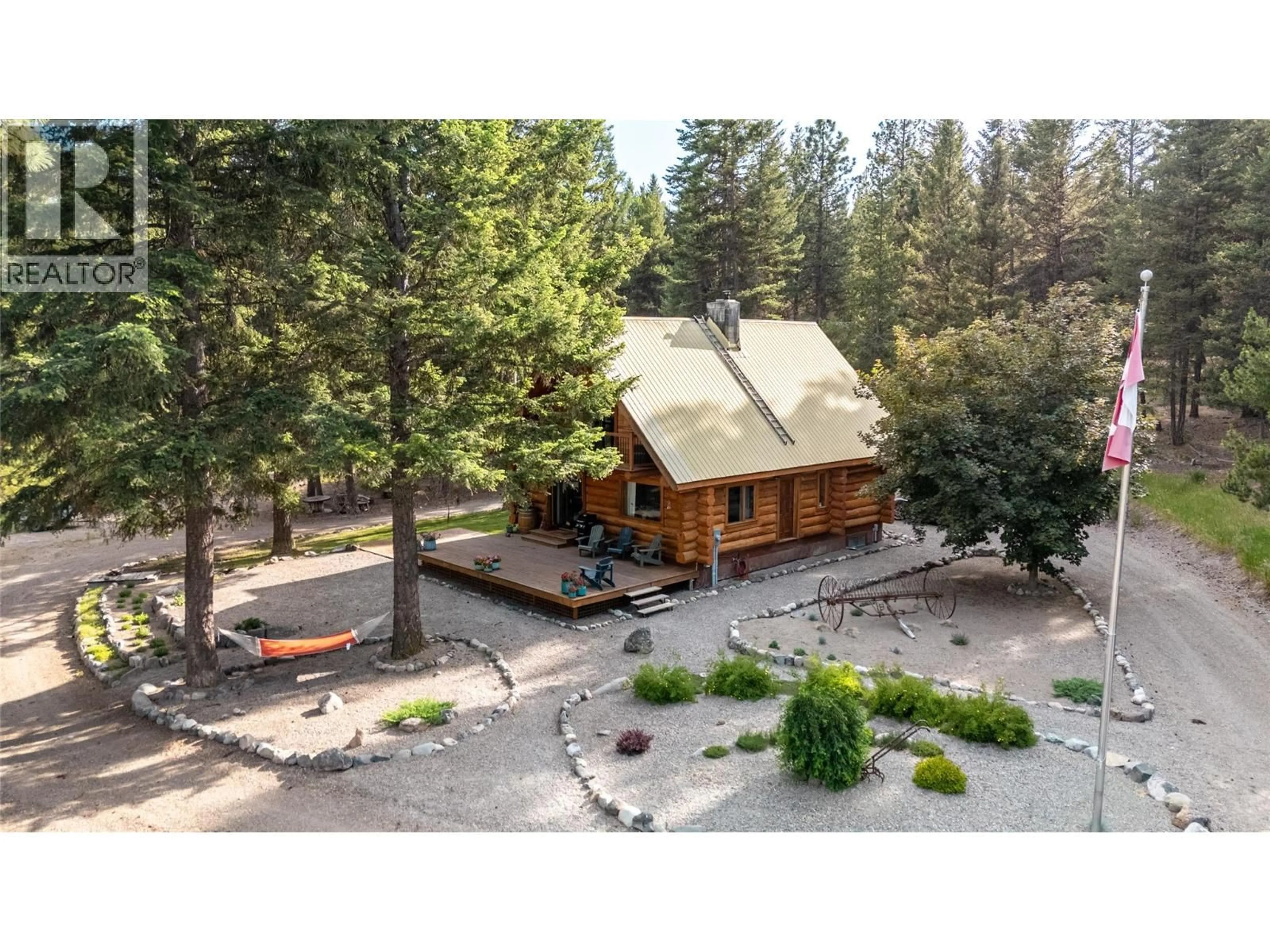 A pic from outside/outdoor area/front of a property/back of a property/a pic from drone, unknown for 942 COPPER MOUNTAIN RD OTHER, Princeton British Columbia V0X1W0