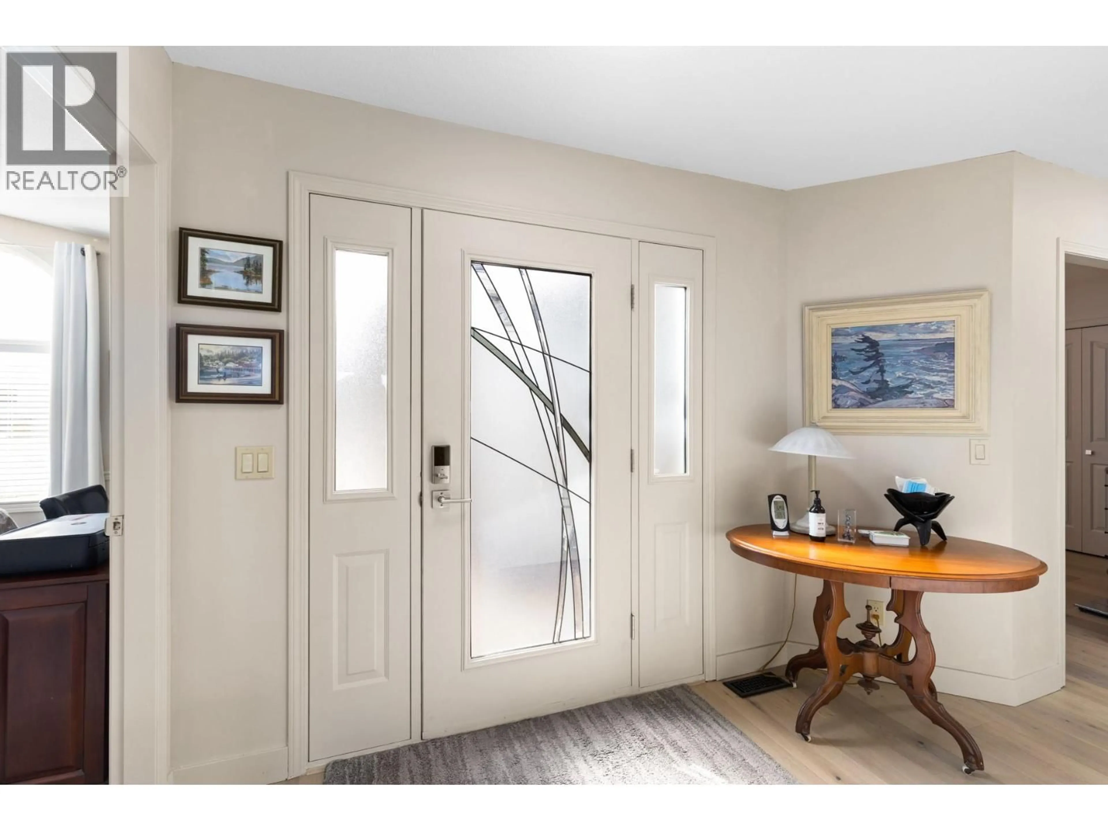 Indoor entryway for 9 - 1020 LANFRANCO ROAD, Kelowna British Columbia V1W3W6