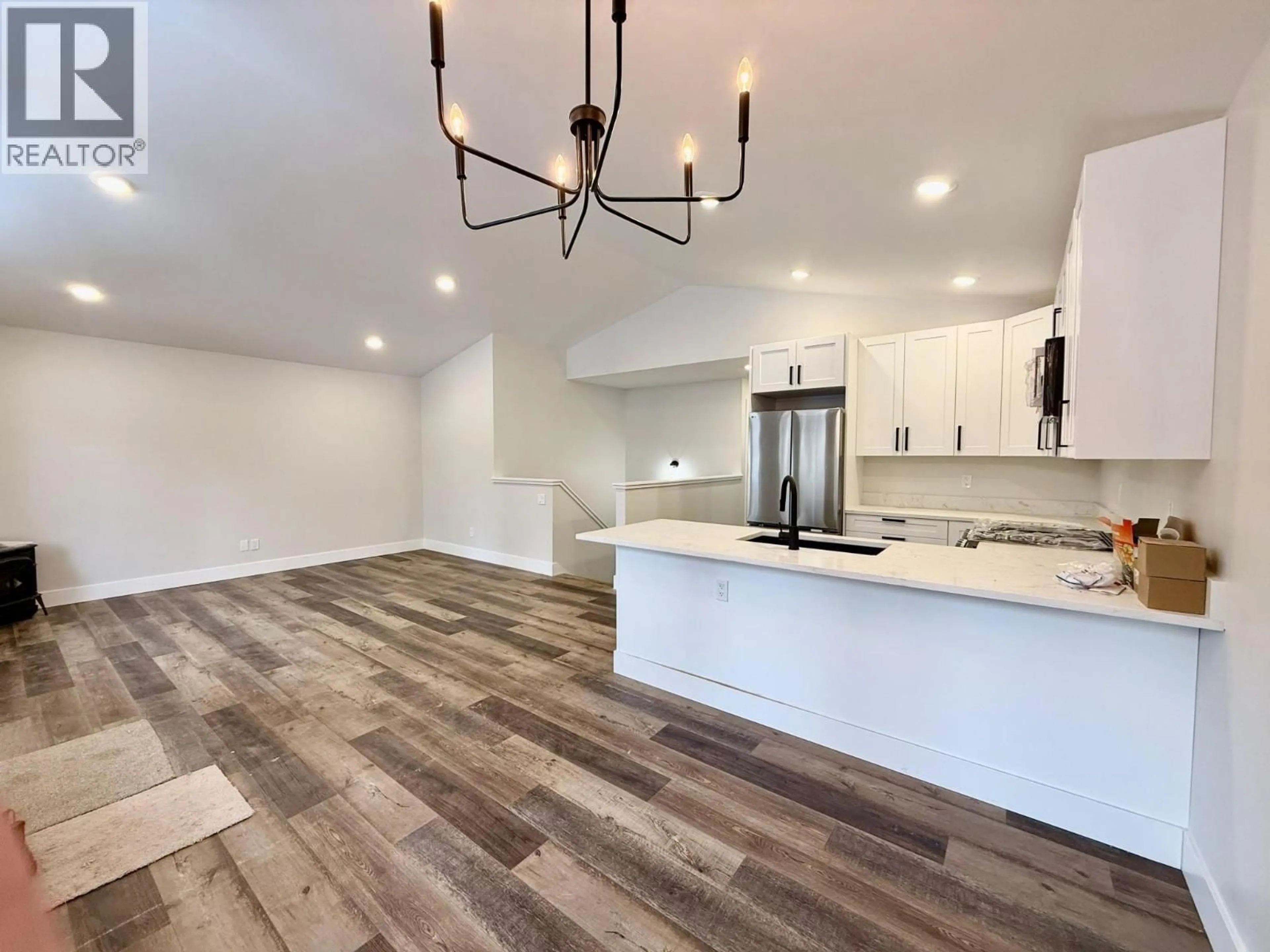 Open concept kitchen, unknown for 9 - 1938 FOXWOOD TRAIL, Windermere British Columbia V0B2L2