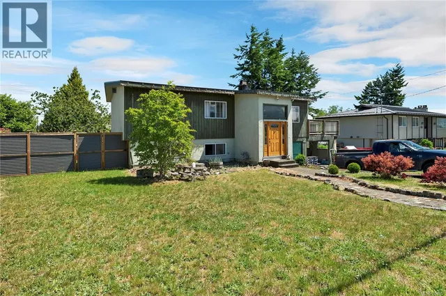 763 UPLAND DRIVE, Campbell River 2