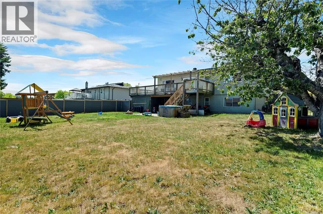 763 UPLAND DRIVE, Campbell River 3