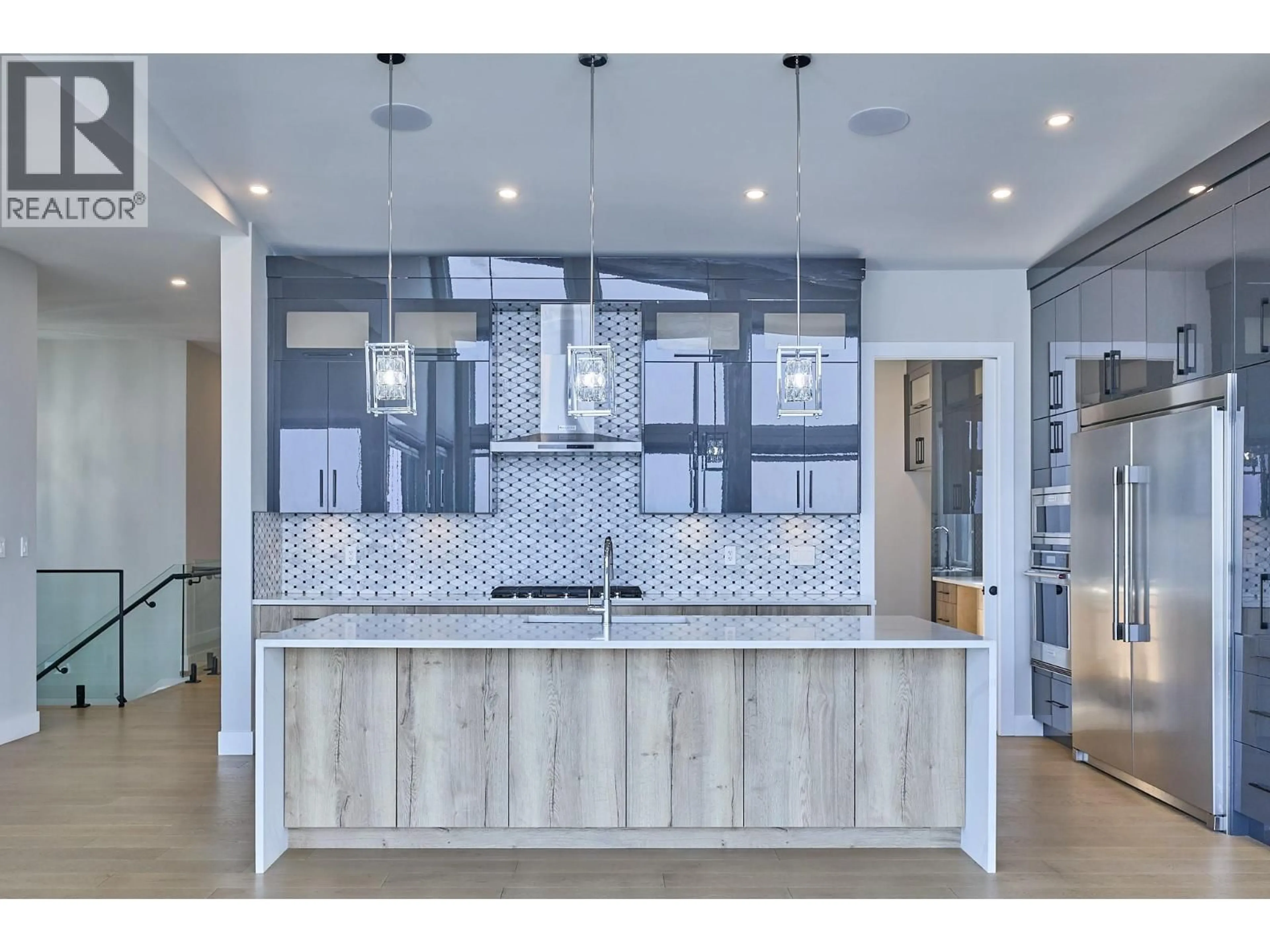 Open concept kitchen, ceramic/tile floor for 2264 LAVETTA DRIVE, Kelowna British Columbia V1P1V1