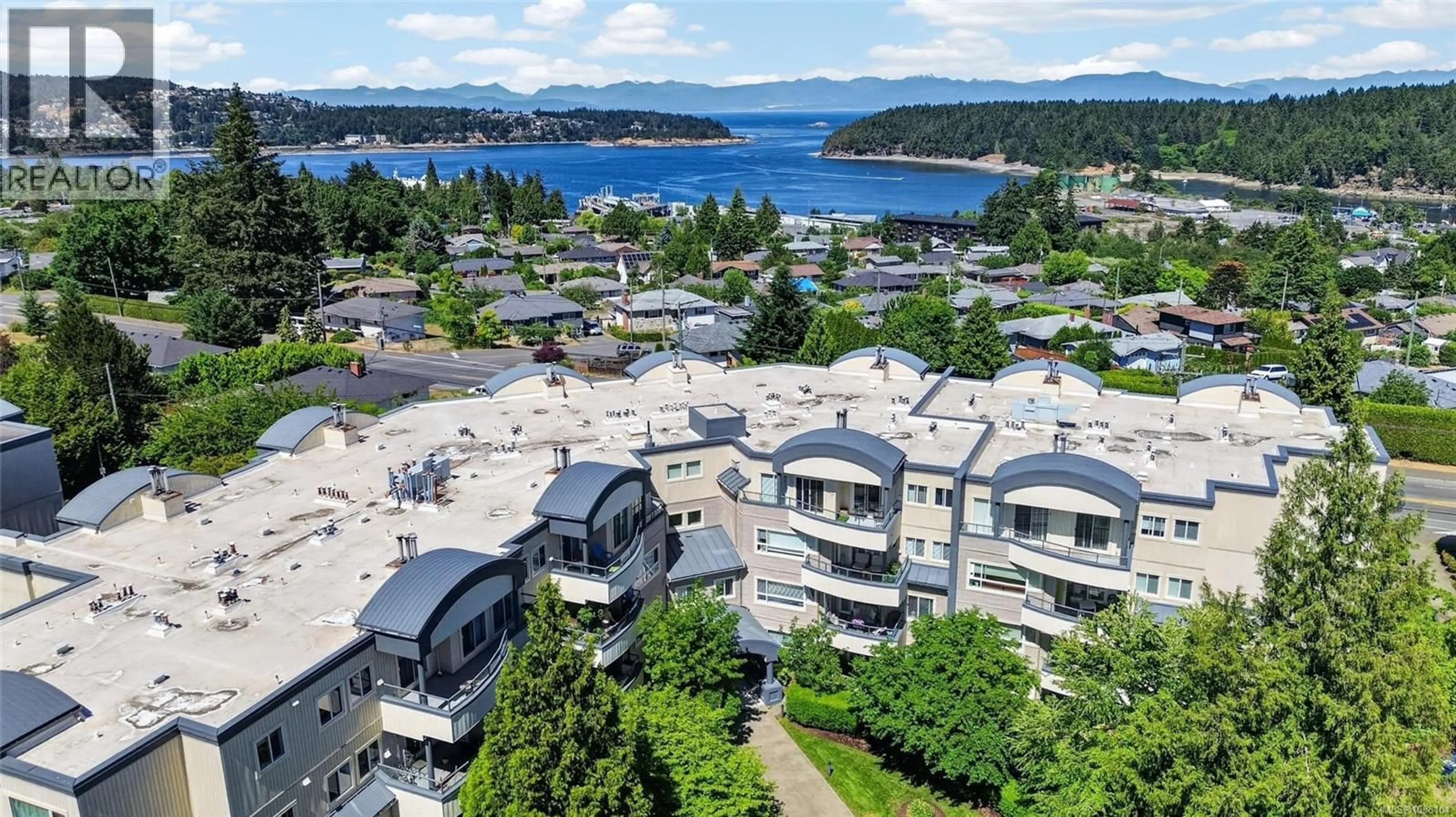 A pic from outside/outdoor area/front of a property/back of a property/a pic from drone, water/lake/river/ocean view for 113 - 770 POPLAR STREET, Nanaimo British Columbia V9S2H6