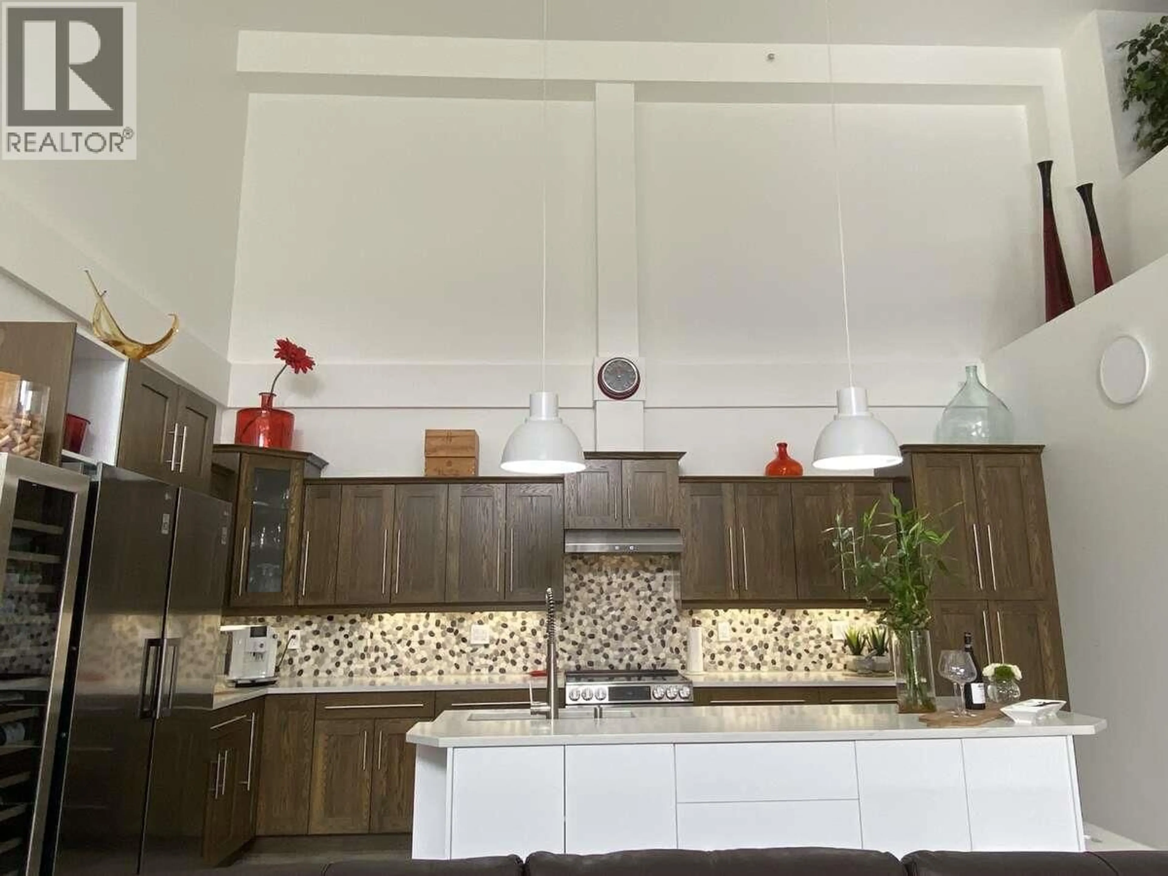 Unknown for 307 - 1905 PANDOSY STREET, Kelowna British Columbia V1Y1R8