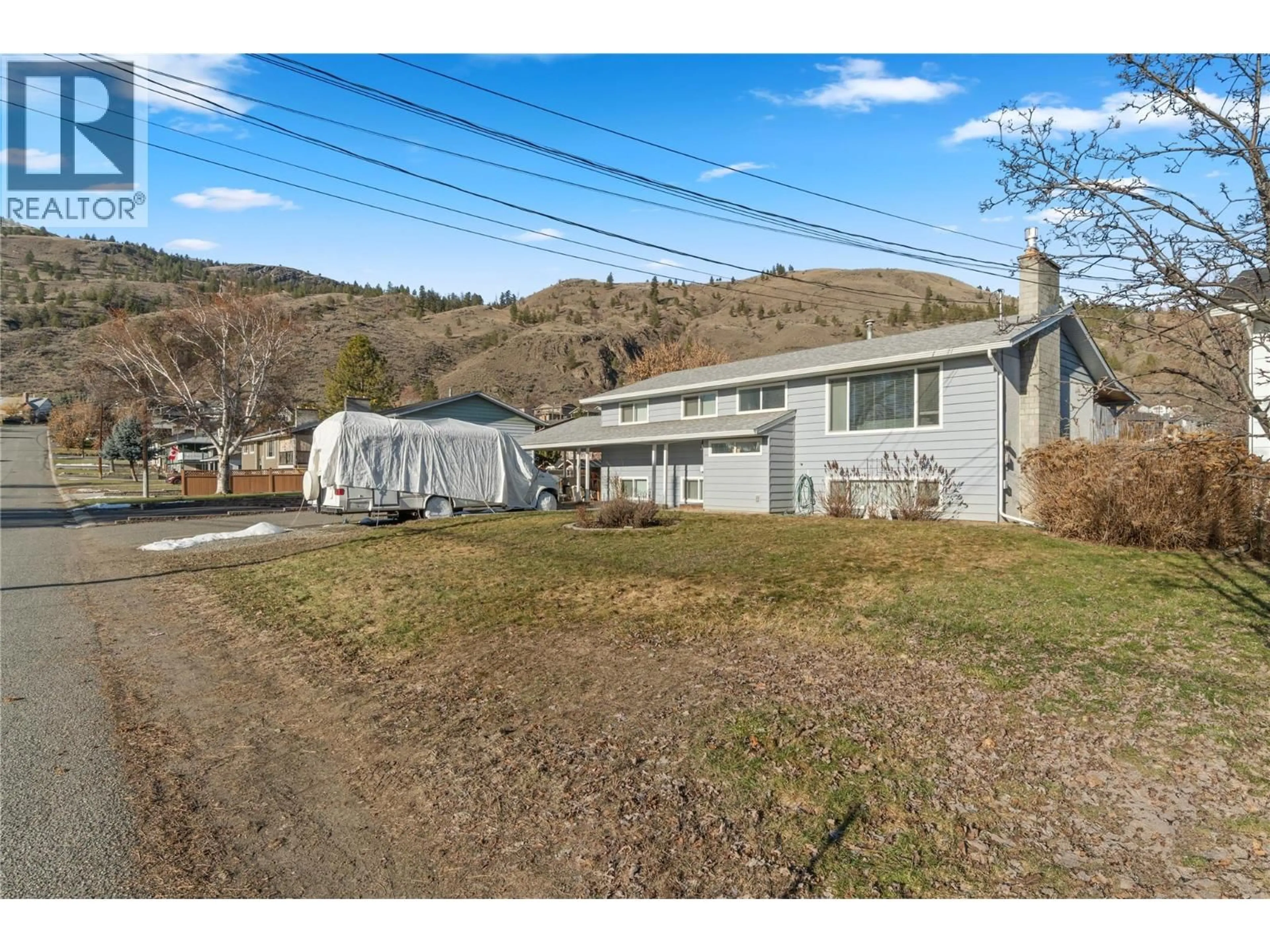 A pic from outside/outdoor area/front of a property/back of a property/a pic from drone, street for 882 DEVER DRIVE, Kamloops British Columbia V2B6R1
