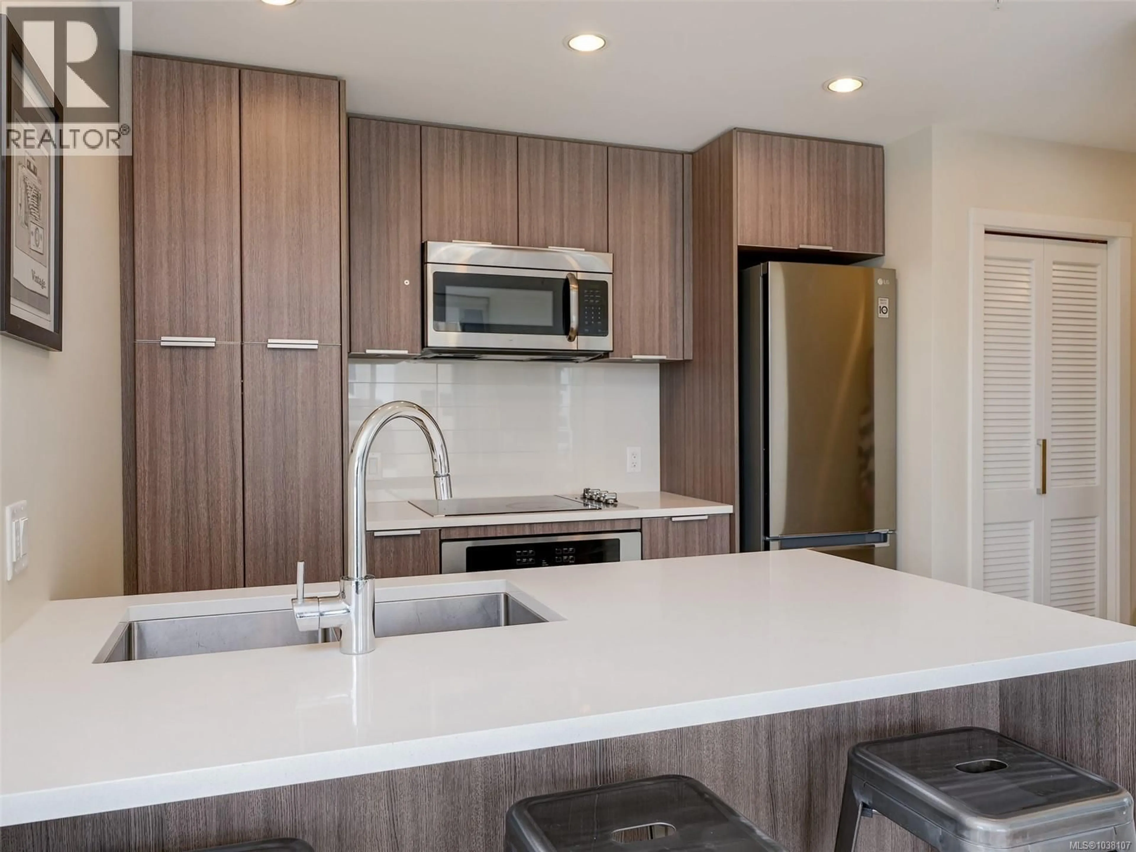 Unknown for 405 - 728 YATES STREET, Victoria British Columbia V8W0C8