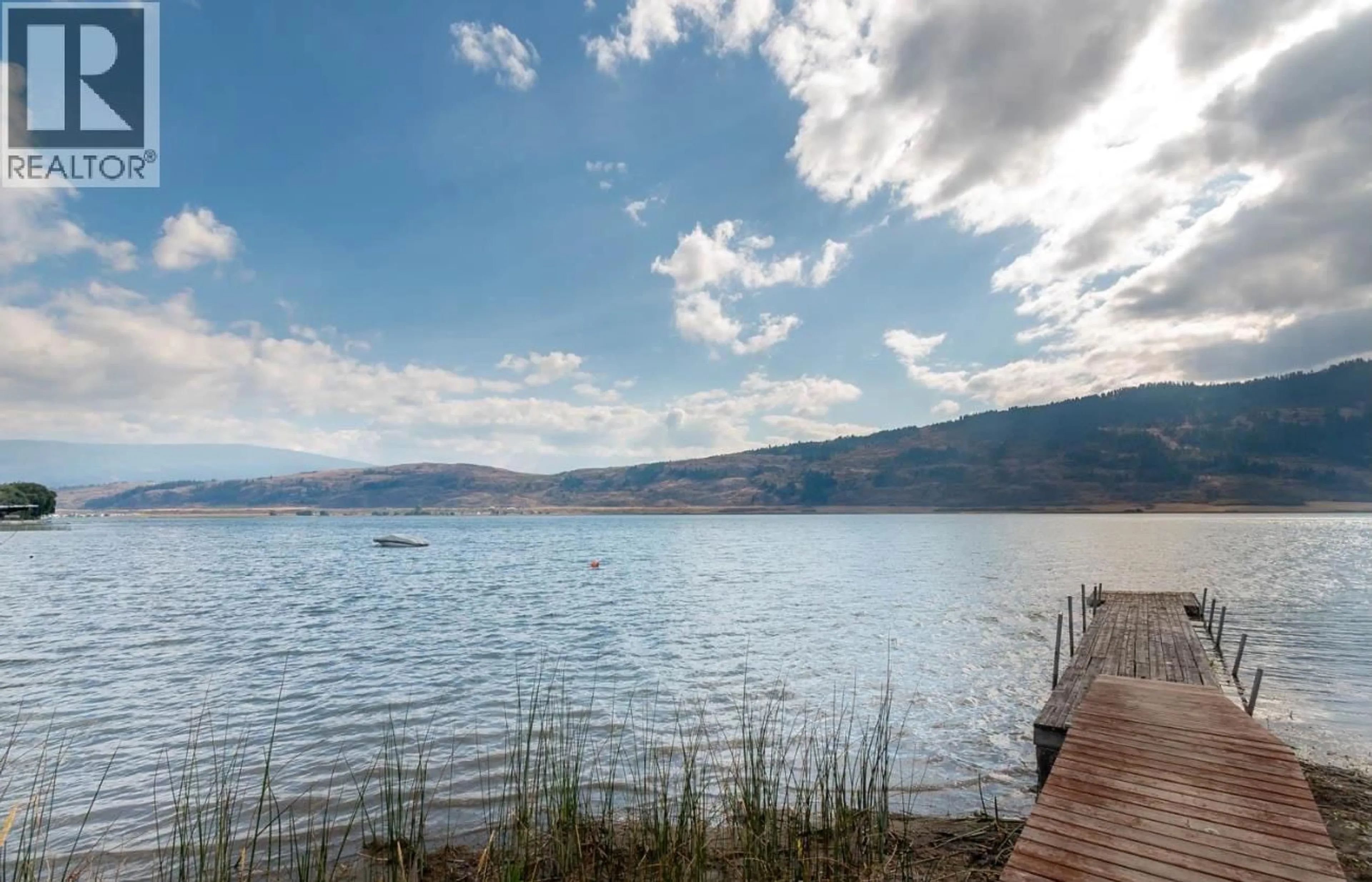 Blurry image for 32 LOUIS ESTATES ROAD, Vernon British Columbia V1H2A6