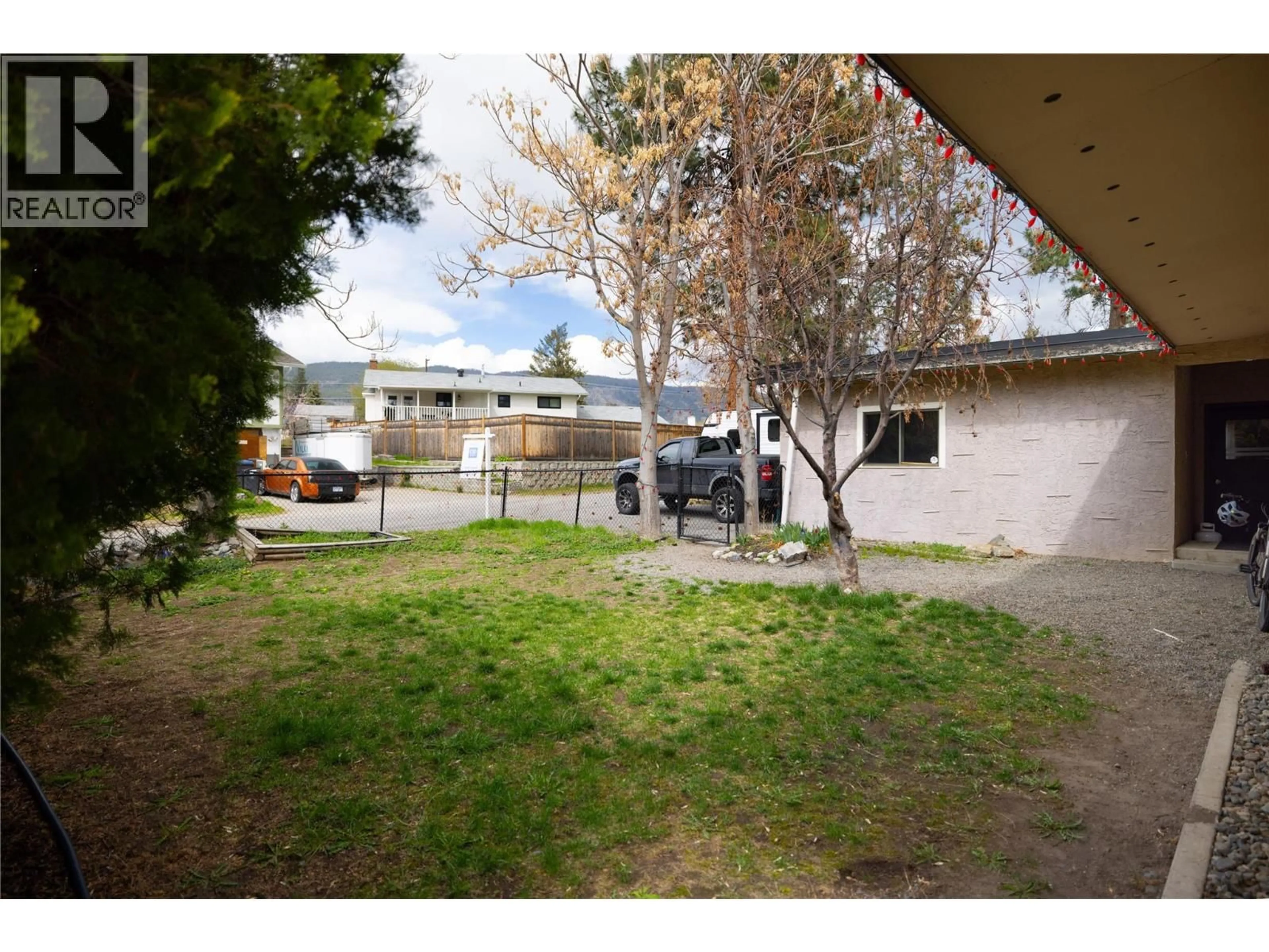 A pic from outside/outdoor area/front of a property/back of a property/a pic from drone, street for 2848 GLASGOW ROAD, West Kelowna British Columbia V4T1J7