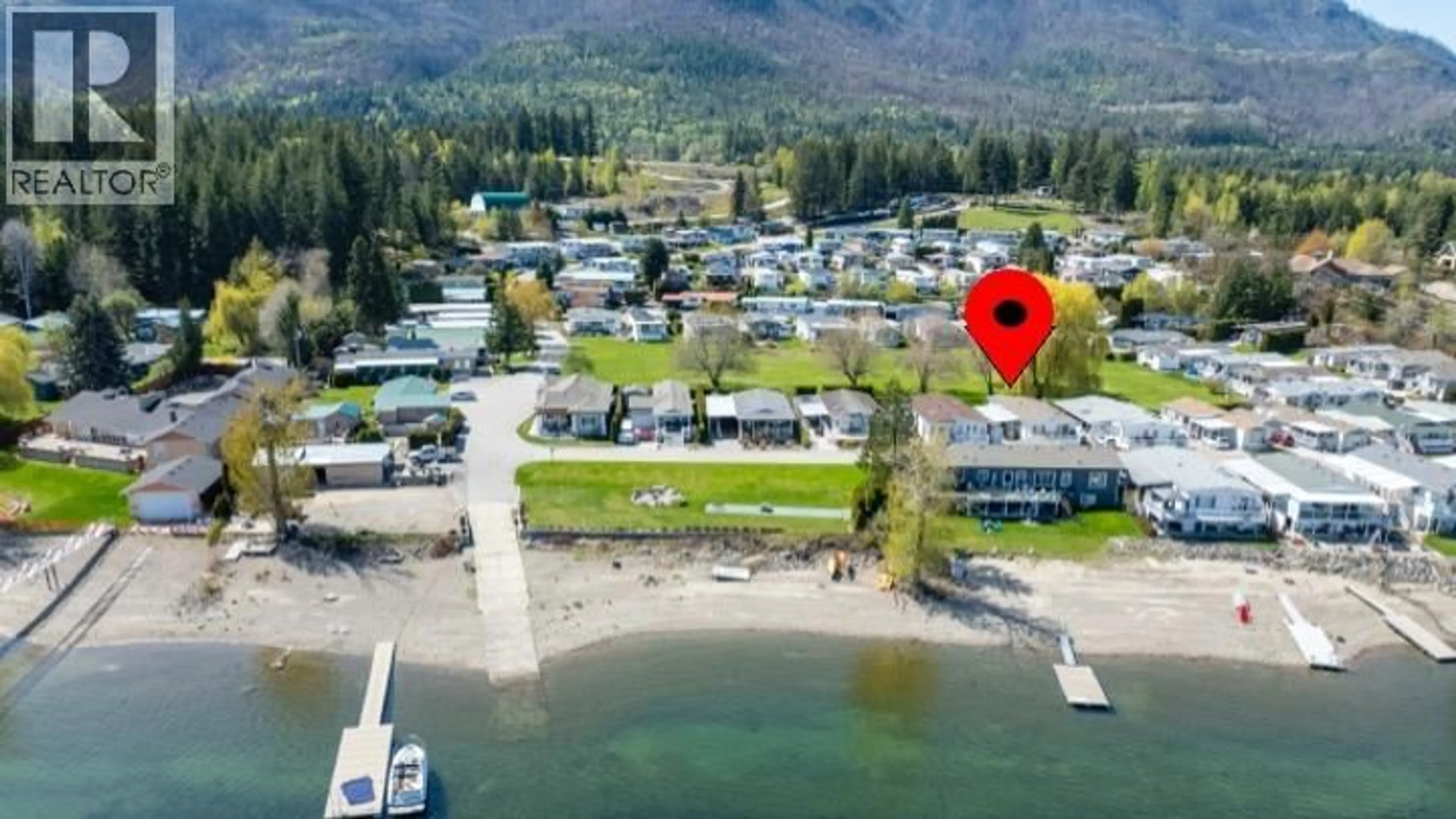A pic from outside/outdoor area/front of a property/back of a property/a pic from drone, water/lake/river/ocean view for 85 - 2932 BUCKLEY ROAD, Sorrento British Columbia V0E2W0
