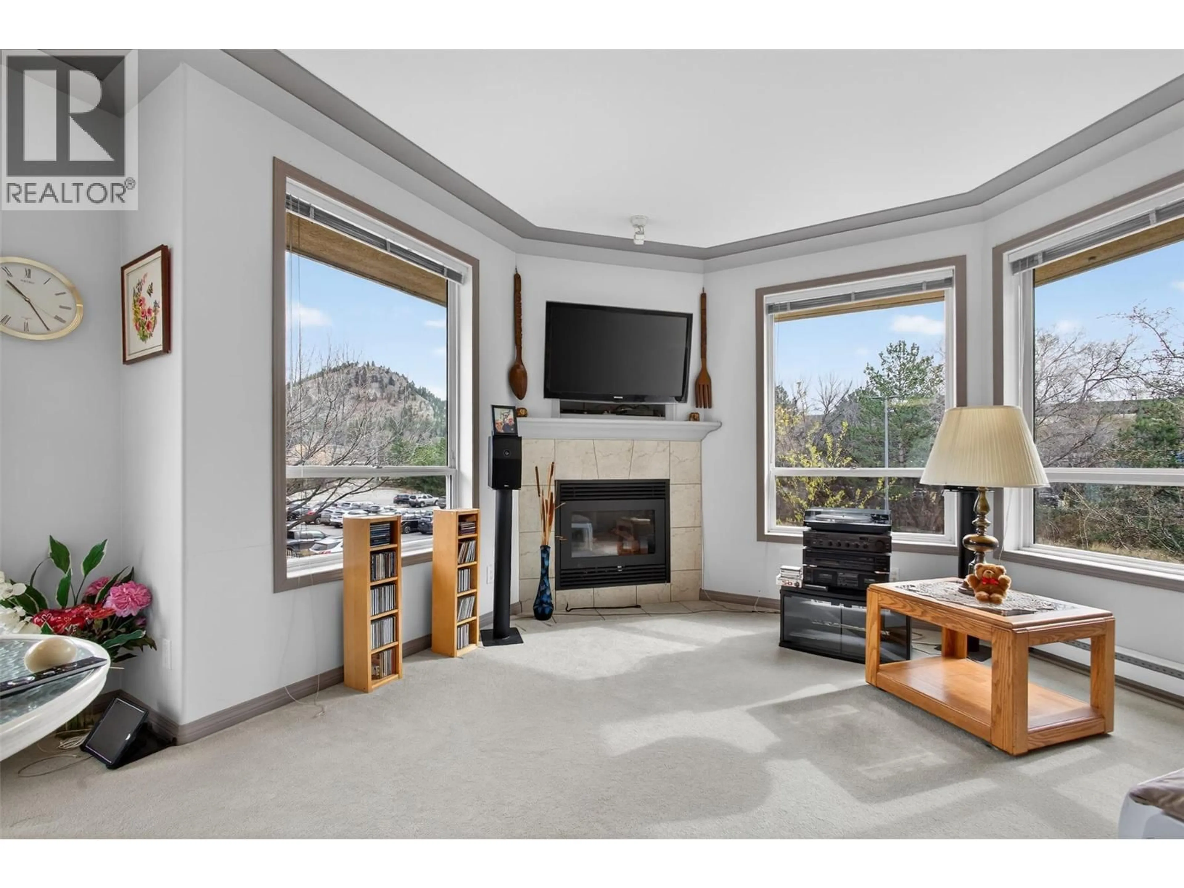 Unknown for 213 - 1966 ENTERPRISE WAY, Kelowna British Columbia V1Y9S8