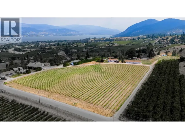 5711 WHITE STREET, Summerland 2