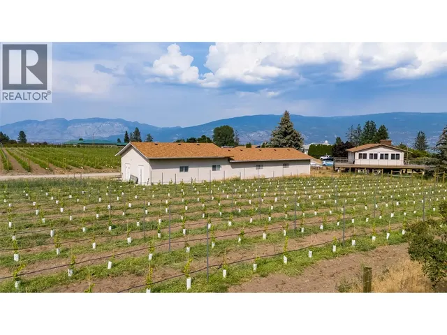 5711 WHITE STREET, Summerland 5