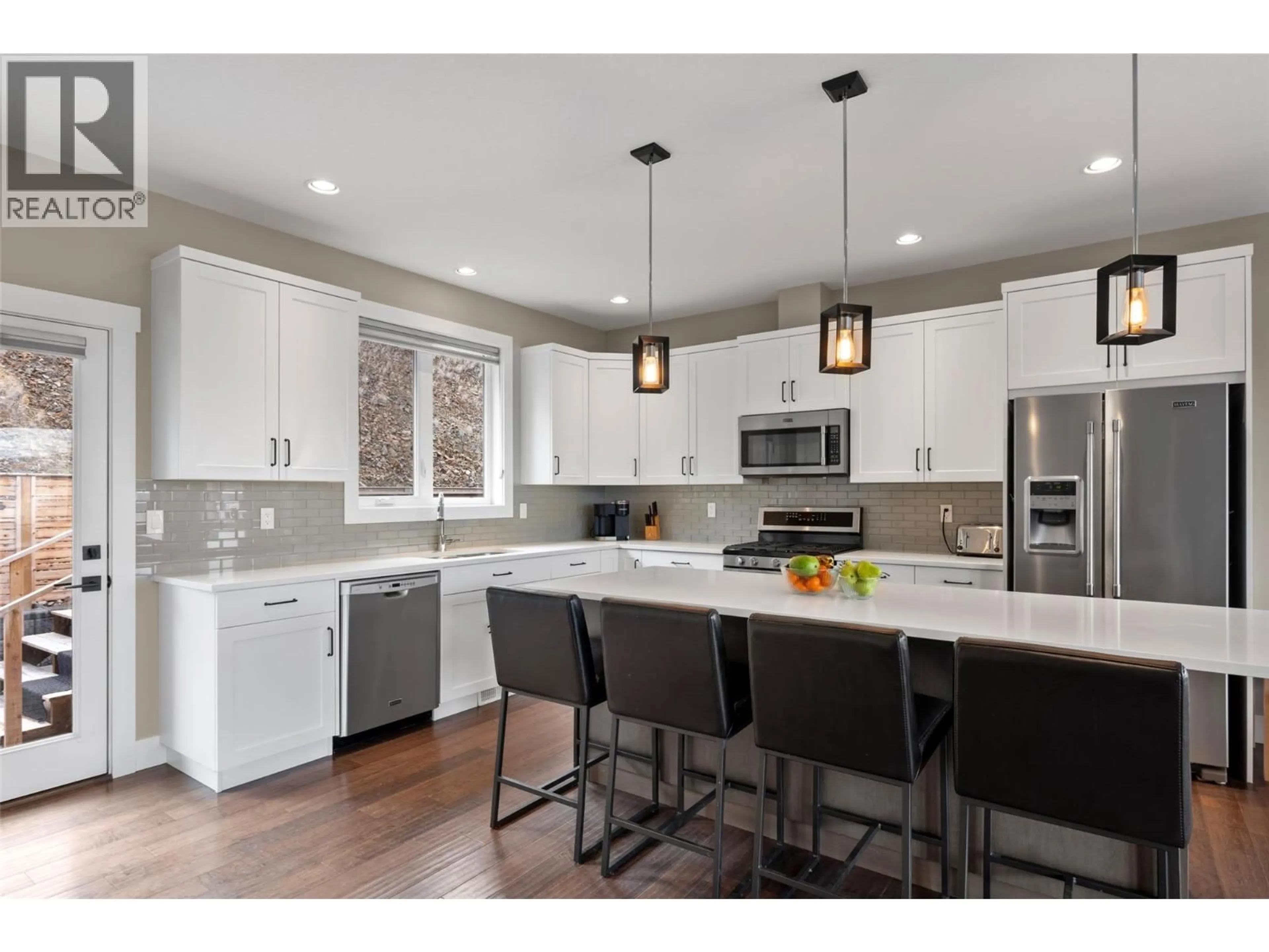 Open concept kitchen, unknown for 2061 GALORE CRESCENT, Kamloops British Columbia V2E0A7