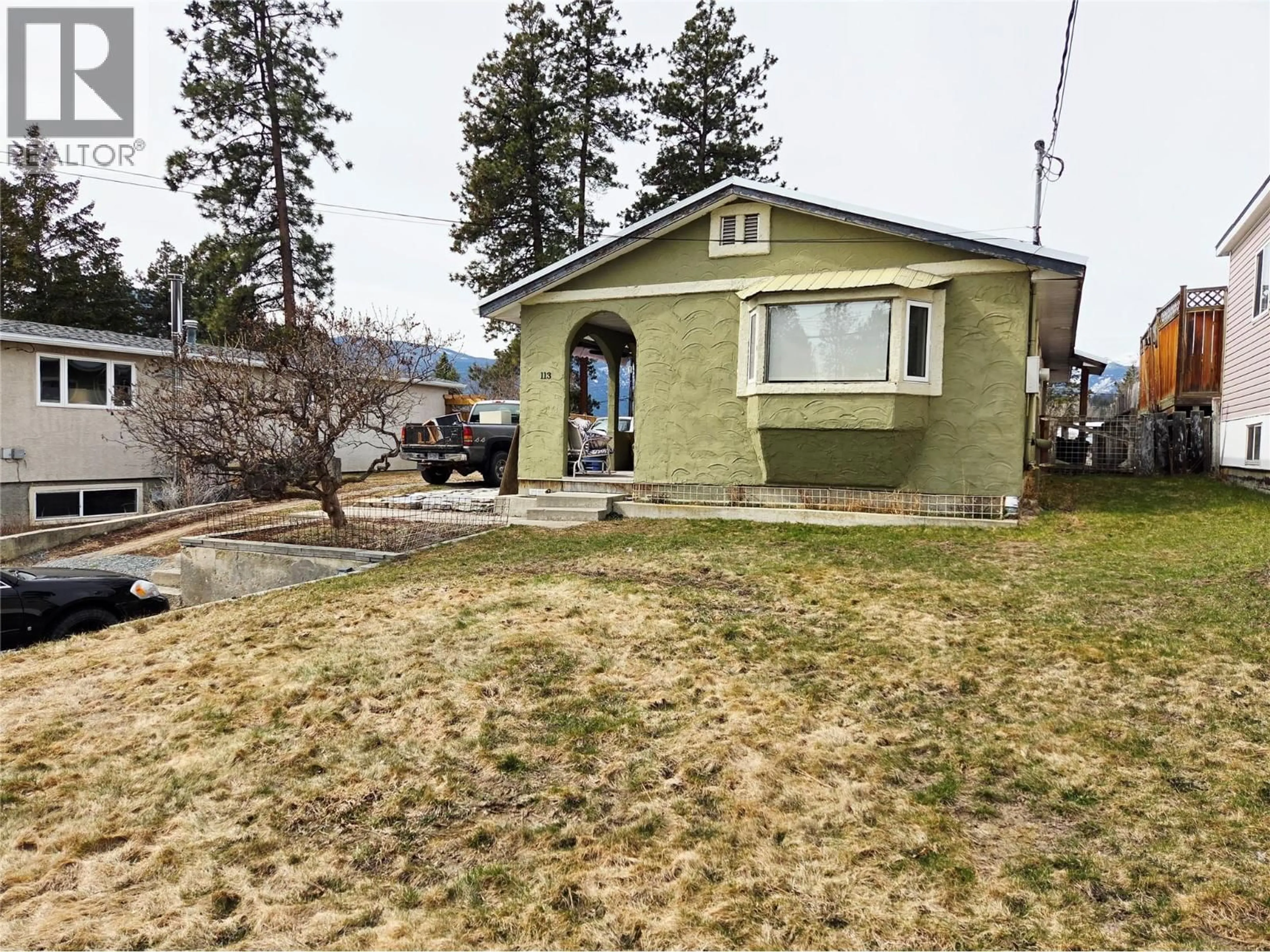 A pic from outside/outdoor area/front of a property/back of a property/a pic from drone, street for 113 311 AVENUE, Kimberley British Columbia V1A3J6