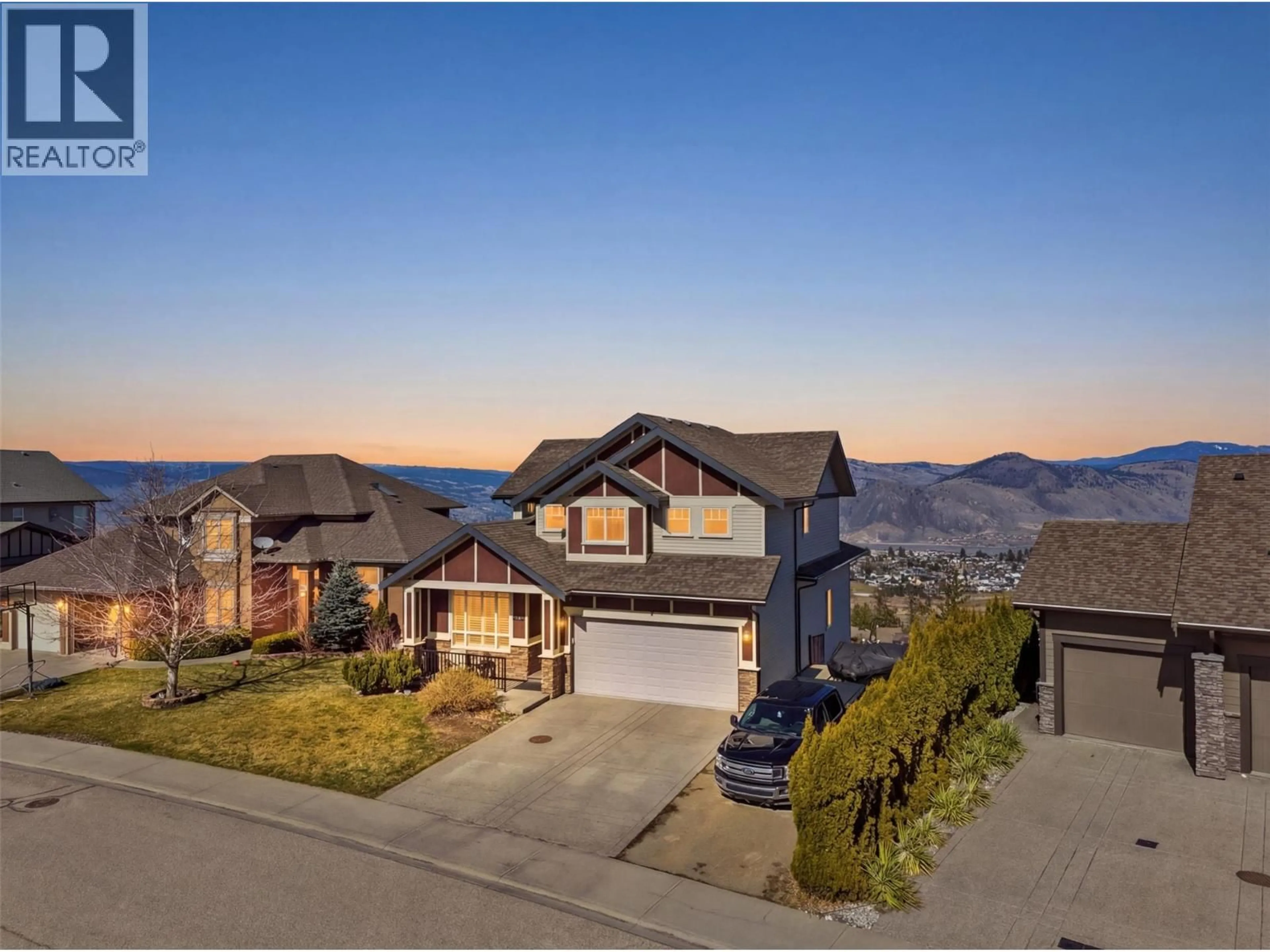 A pic from outside/outdoor area/front of a property/back of a property/a pic from drone, mountain view for 2612 TELFORD DRIVE, Kamloops British Columbia V1S0A3