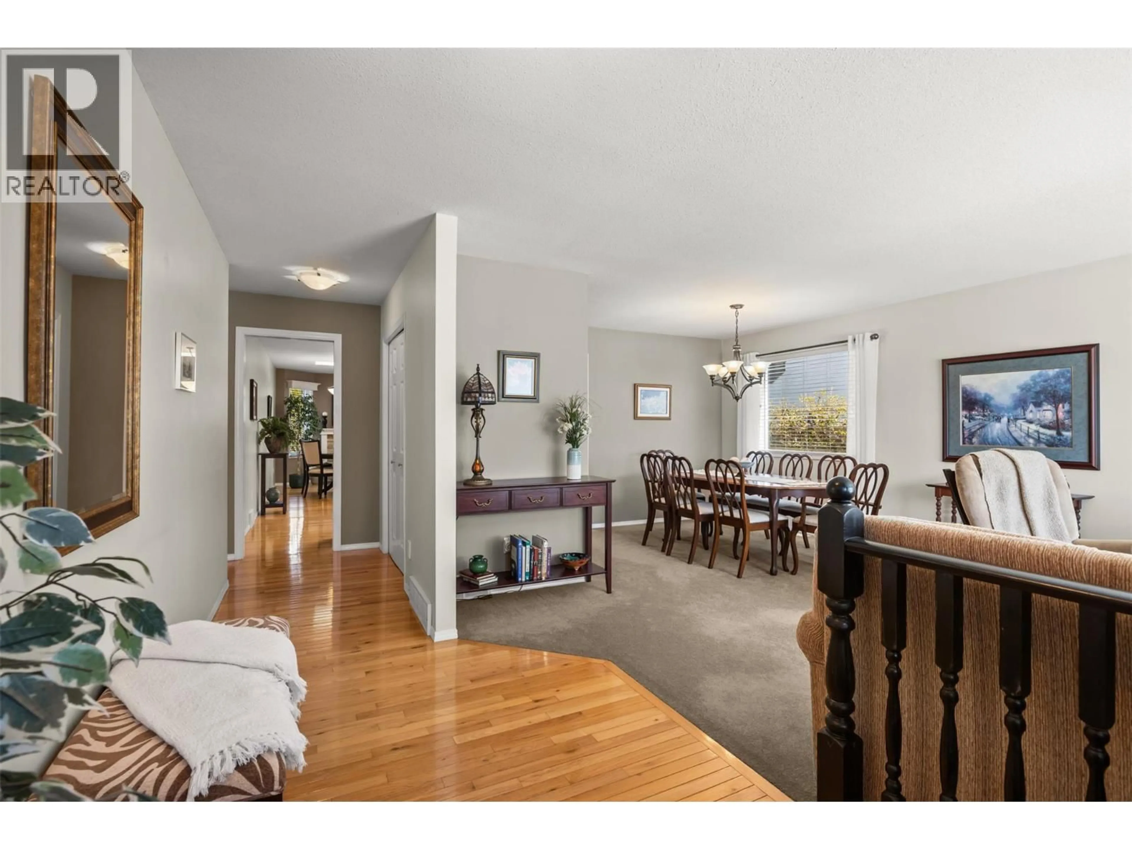 Unknown for 1384 NELSON PLACE, Kelowna British Columbia V1Y9H4