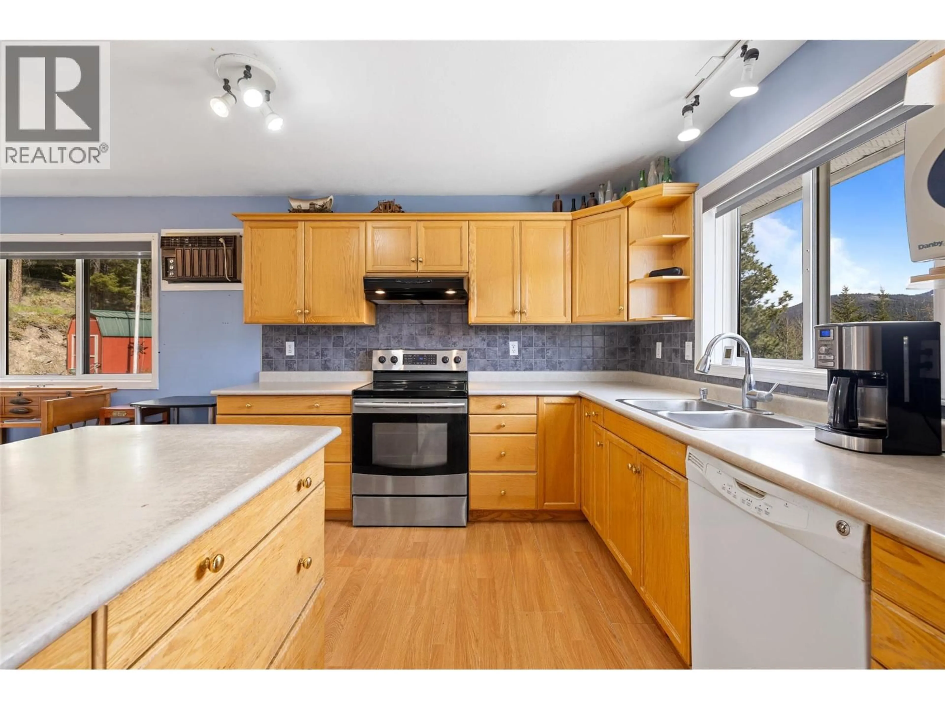 Unknown for 7114 GOSHAWK ROAD, Kelowna British Columbia V1P1H9