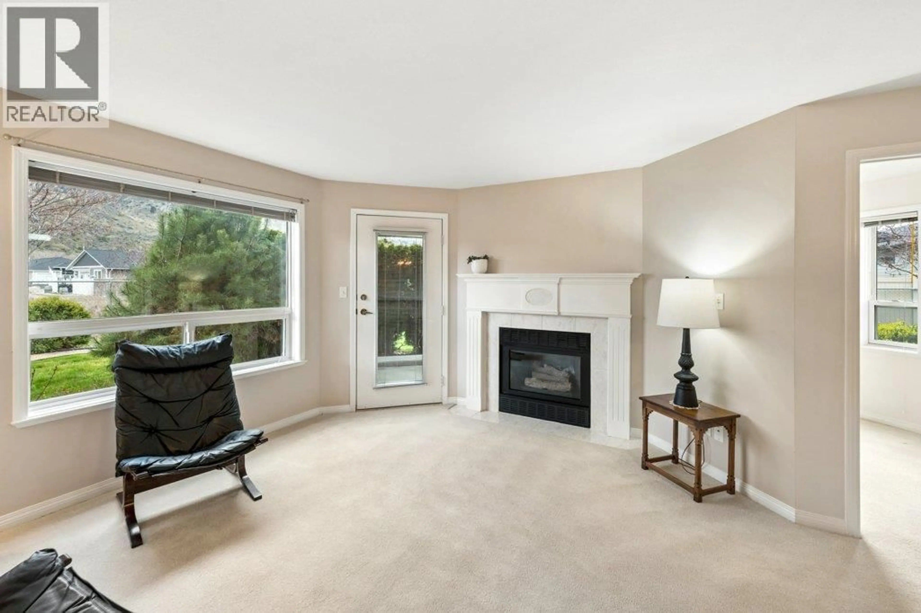 Living room with furniture, unknown for 4 - 6514 MEADOWS DRIVE, Oliver British Columbia V0H1T3