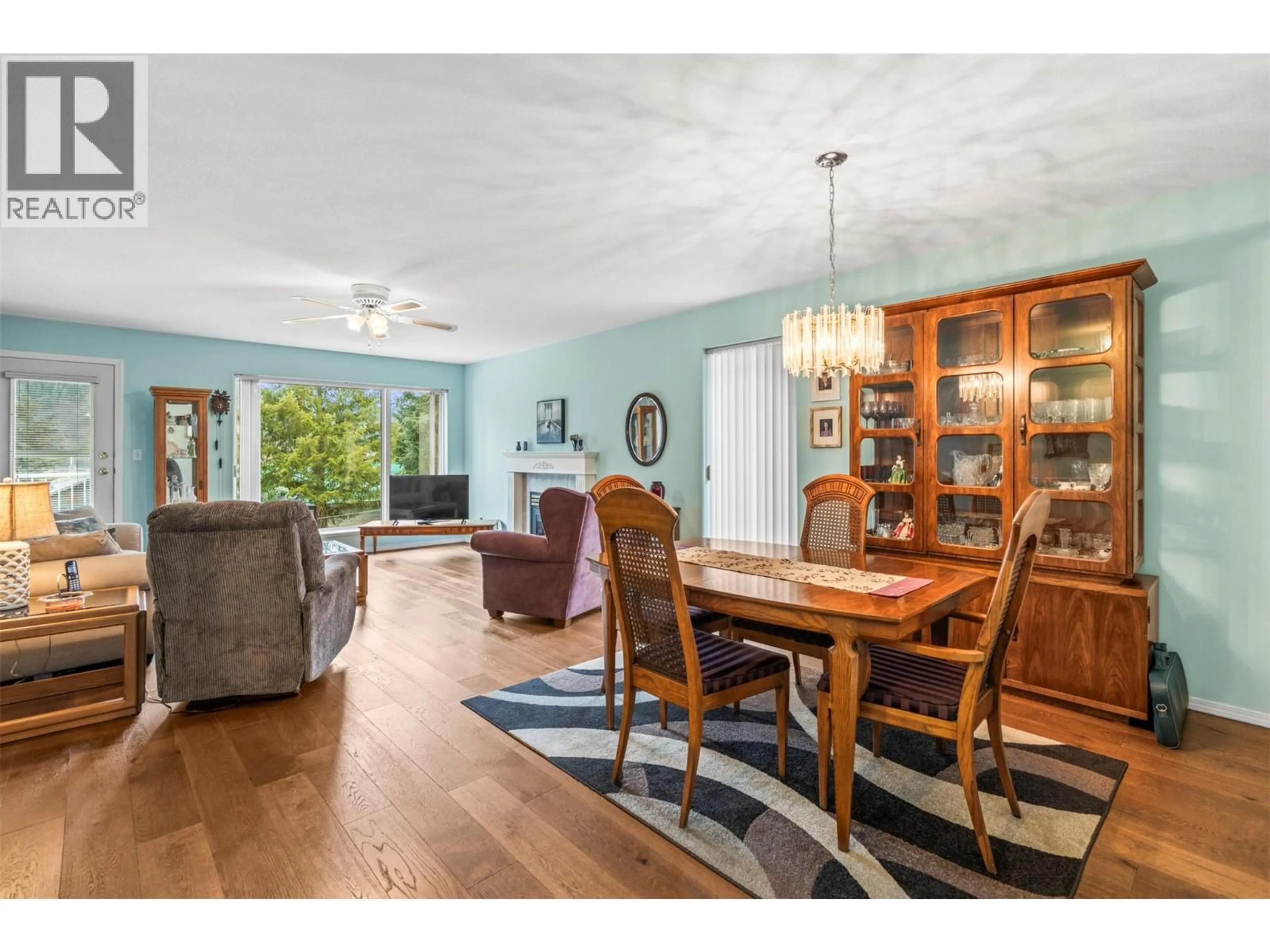Dining room, wood/laminate floor for 55 - 2675 PINE AVENUE, Lumby British Columbia V0E2G5