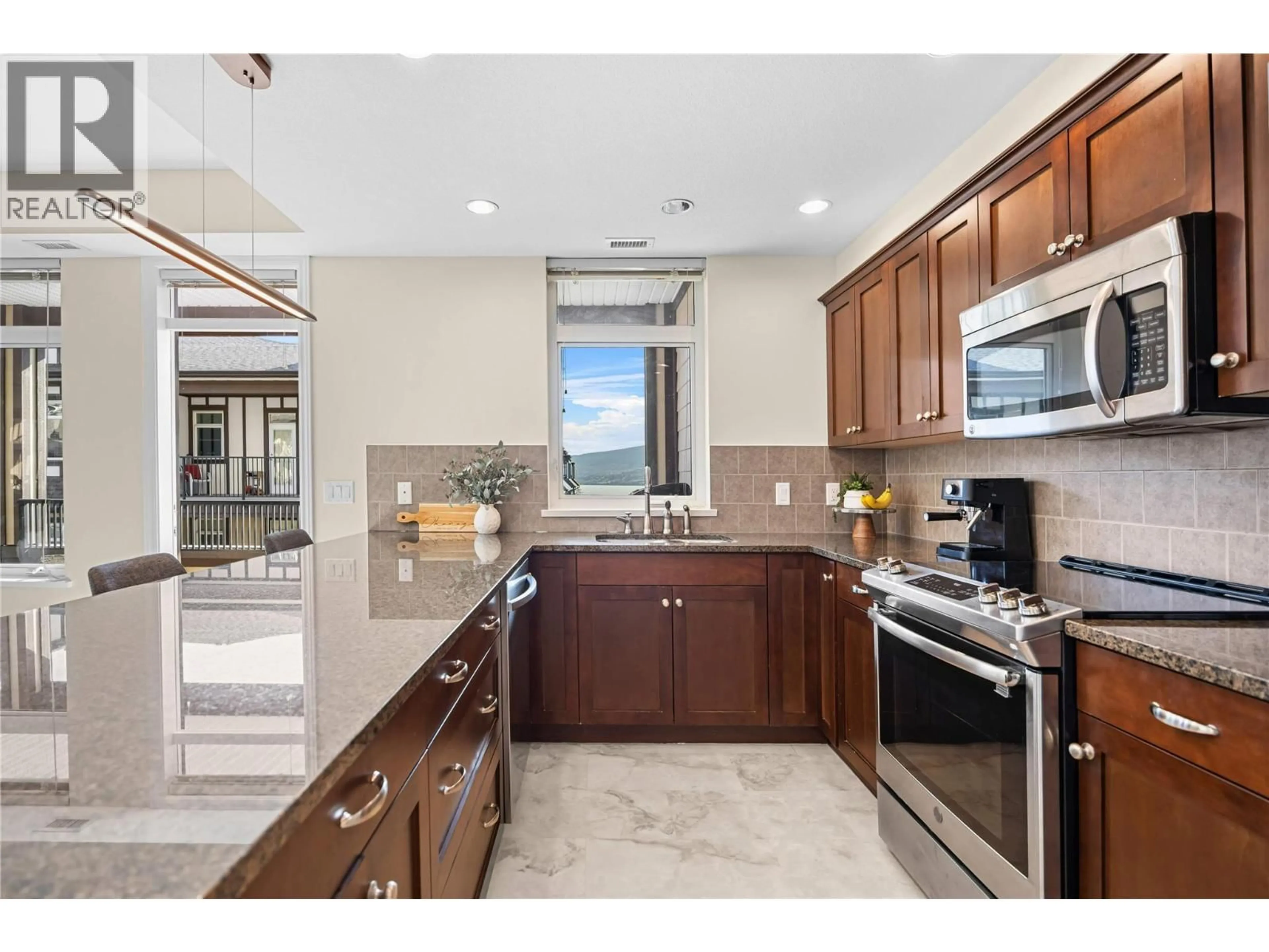 Unknown for 2213 - 3843 BROWN ROAD, West Kelowna British Columbia V4T2J3