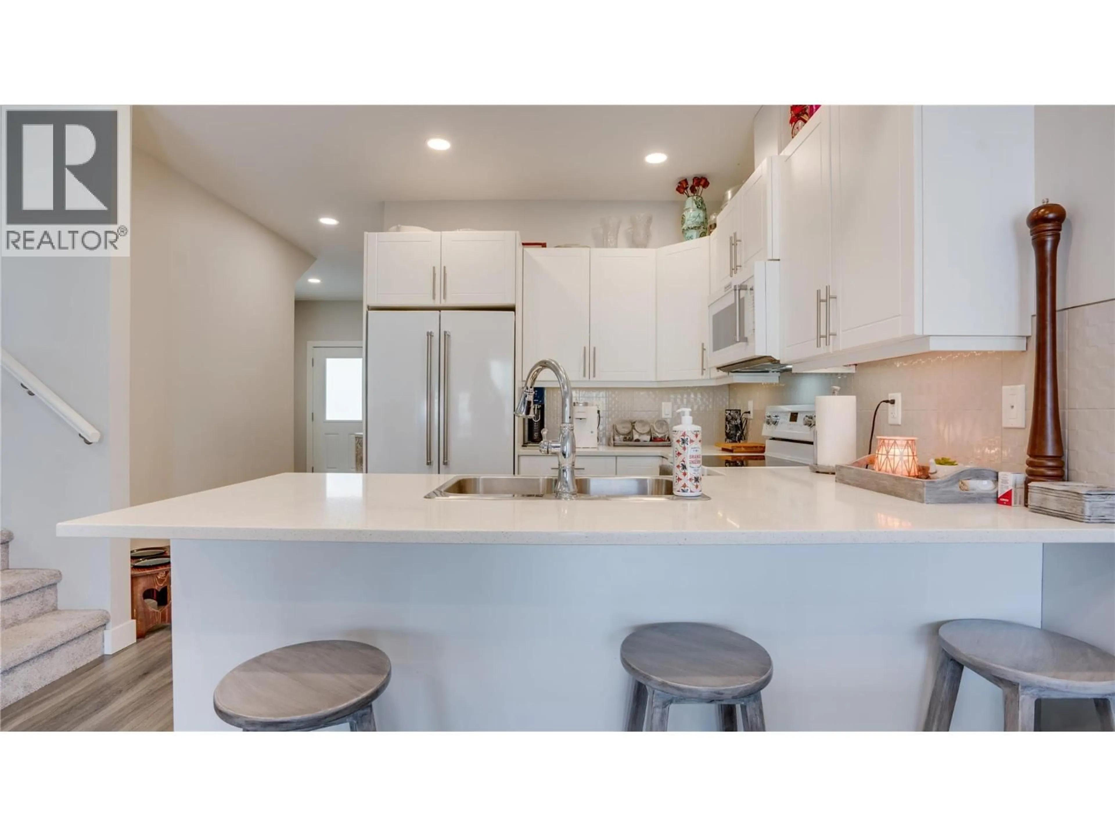 Open concept kitchen, ceramic/tile floor for 23 - 4600 OKANAGAN AVENUE, Vernon British Columbia V1T0A8