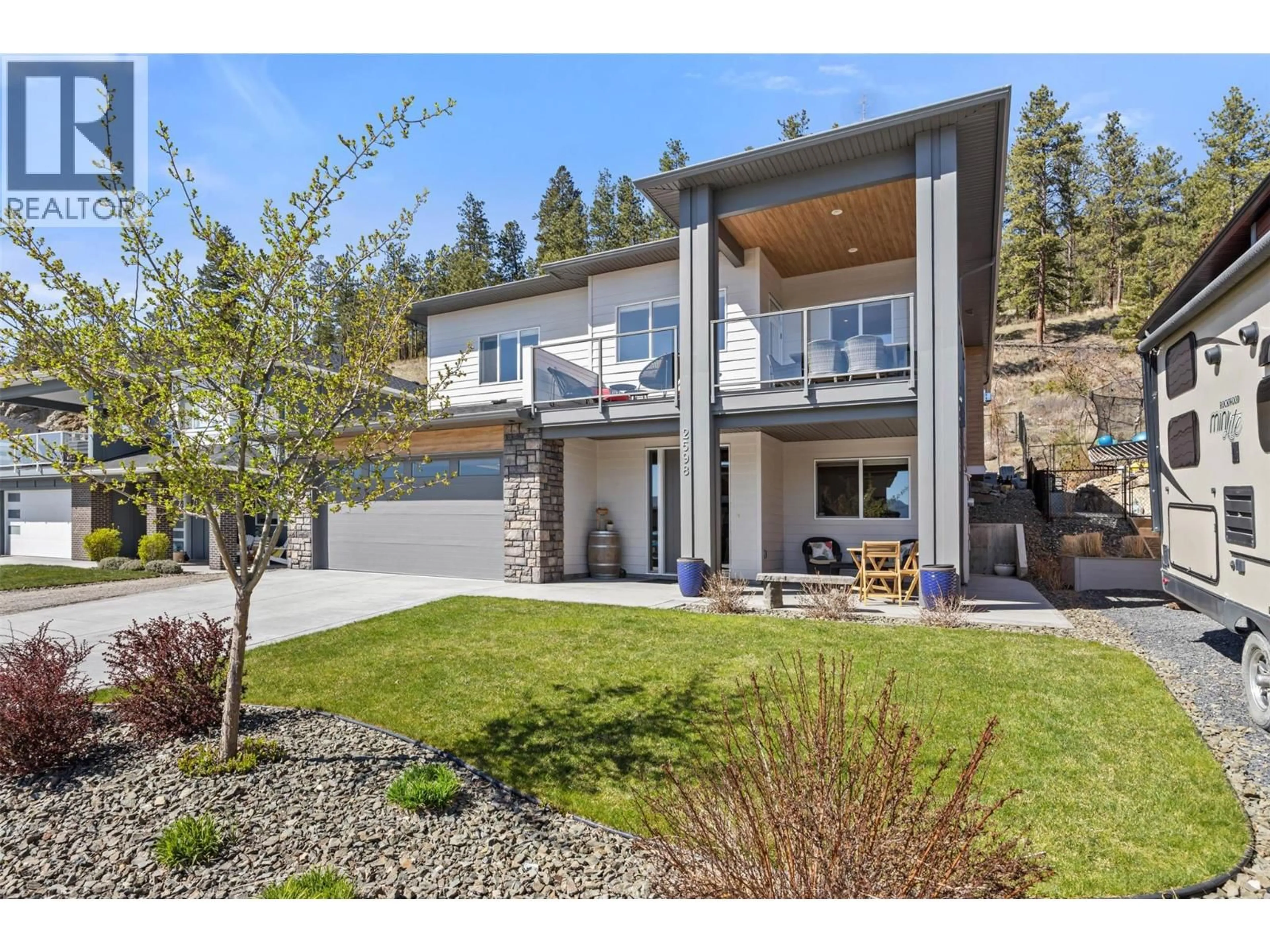 Home with vinyl exterior material, mountain view for 2598 CROWN CREST DRIVE, West Kelowna British Columbia V4T3N3