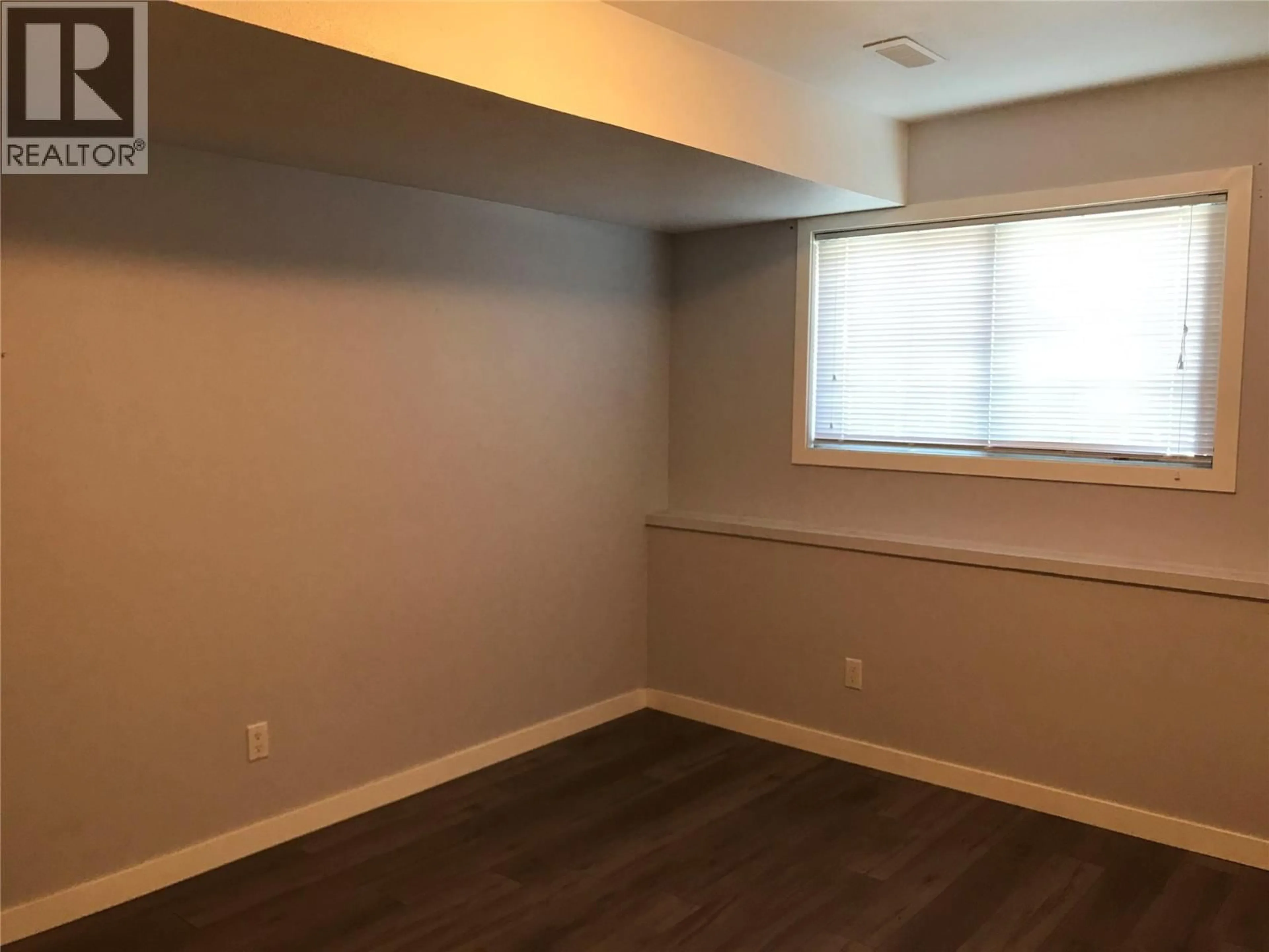 A pic of a room for 2110/2112 ETHEL STREET, Kelowna British Columbia V1Y2Z8