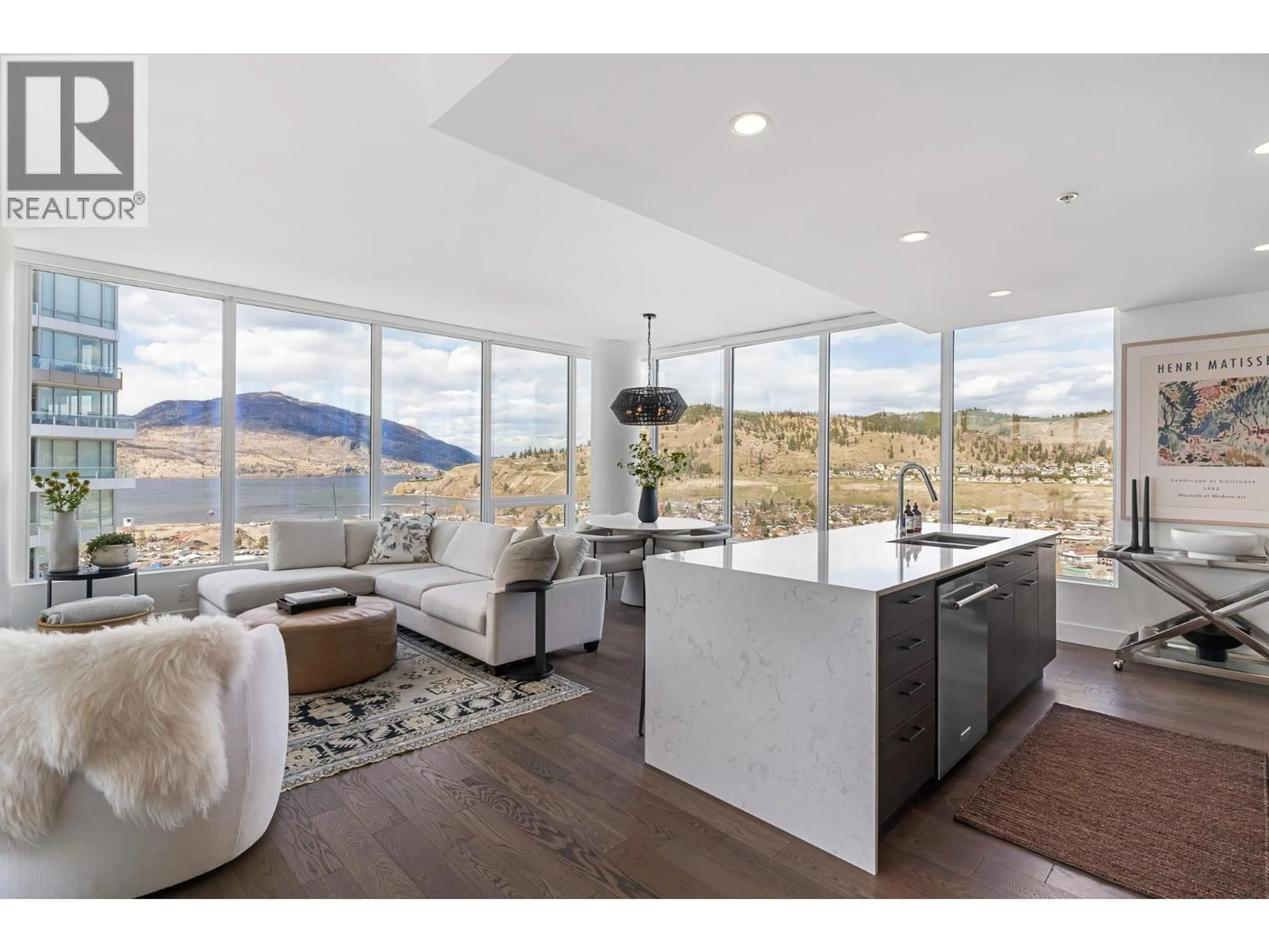 Open concept kitchen, ceramic/tile floor for 2306 - 1191 SUNSET DRIVE, Kelowna British Columbia V1Y0J4