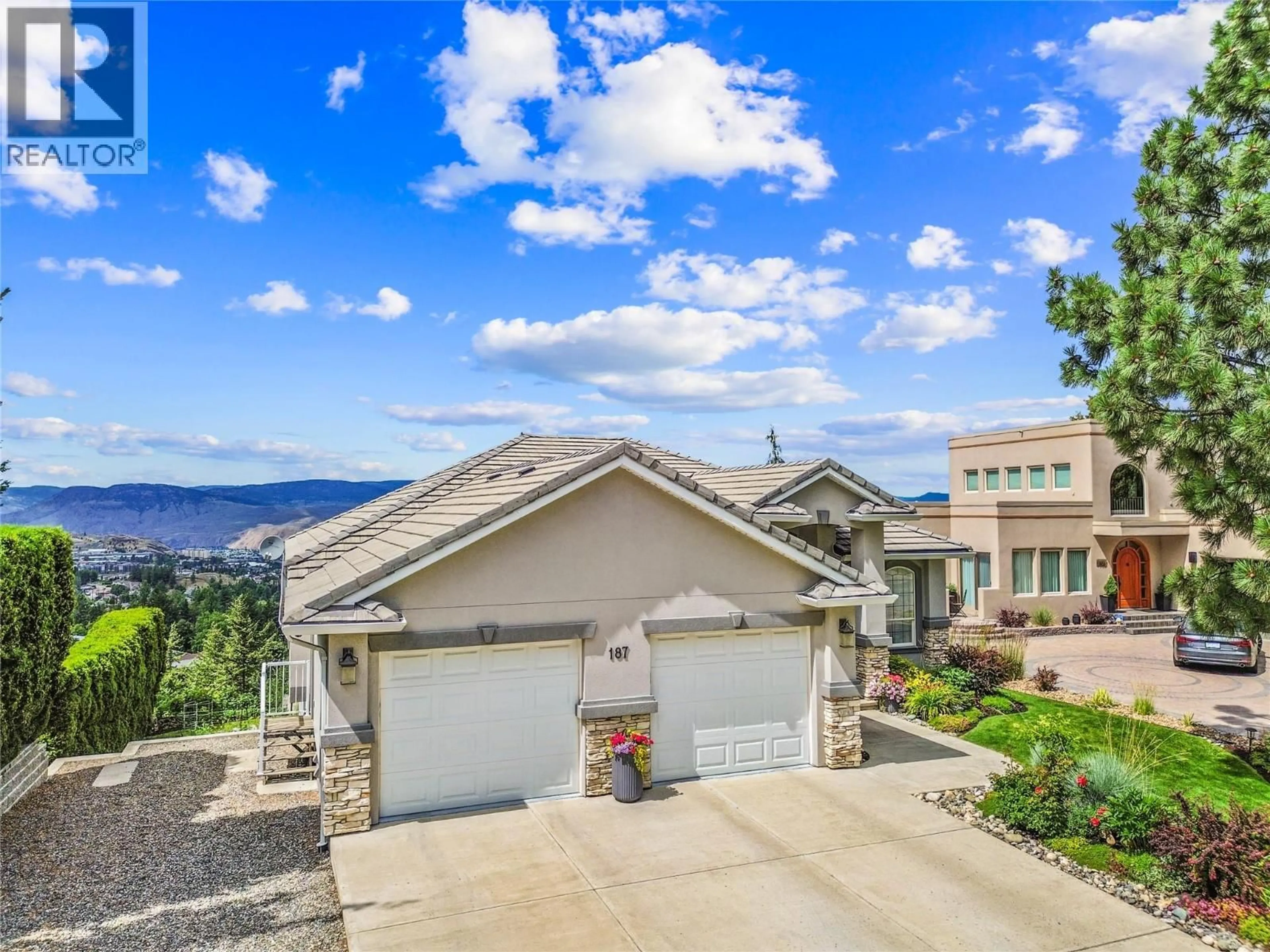 A pic from outside/outdoor area/front of a property/back of a property/a pic from drone, mountain view for 187 COPPERTREE COURT, Kamloops British Columbia V2E2N4