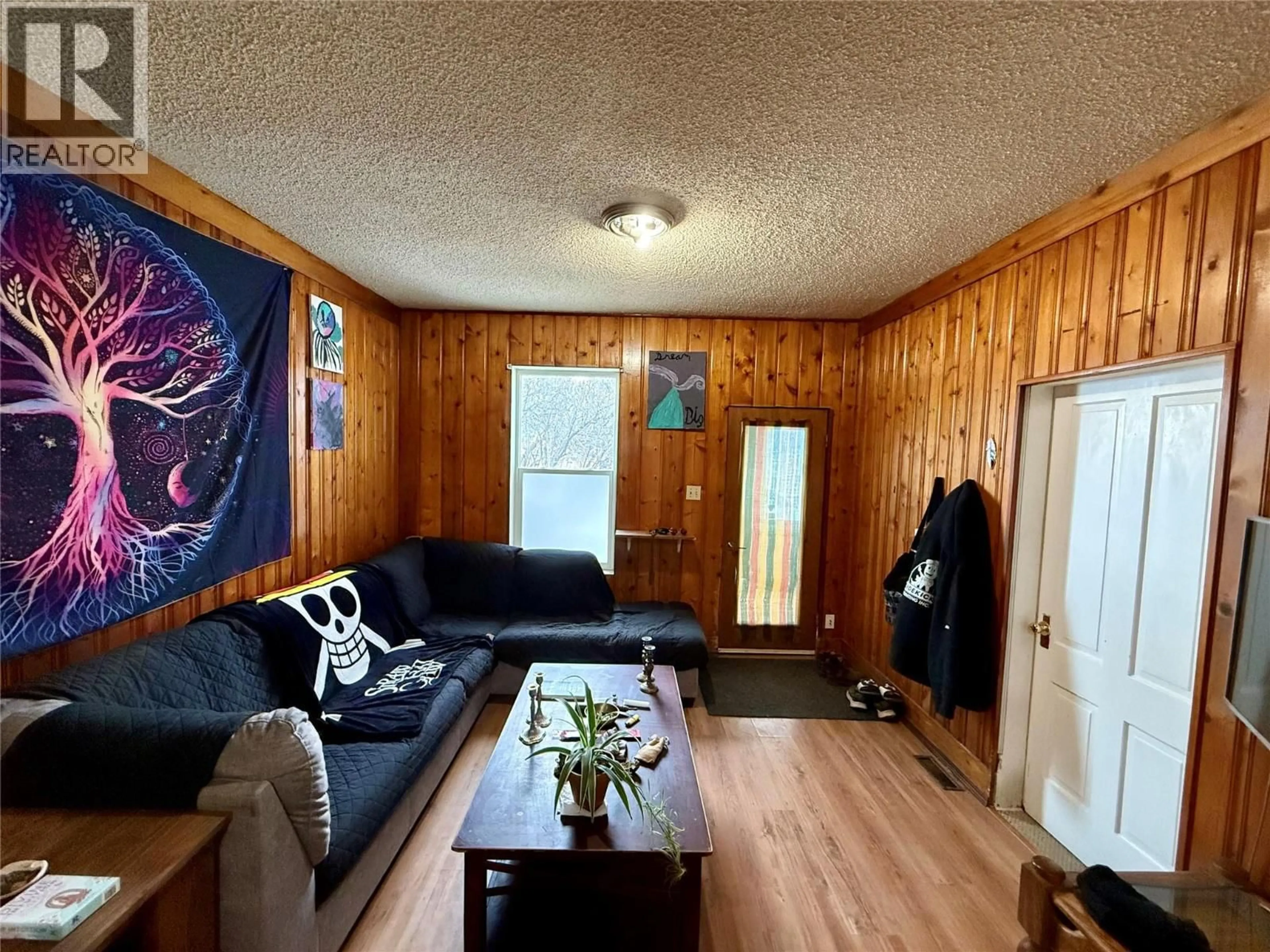 A pic of a room for 201 6TH AVENUE SOUTH, Cranbrook British Columbia V1C2H7