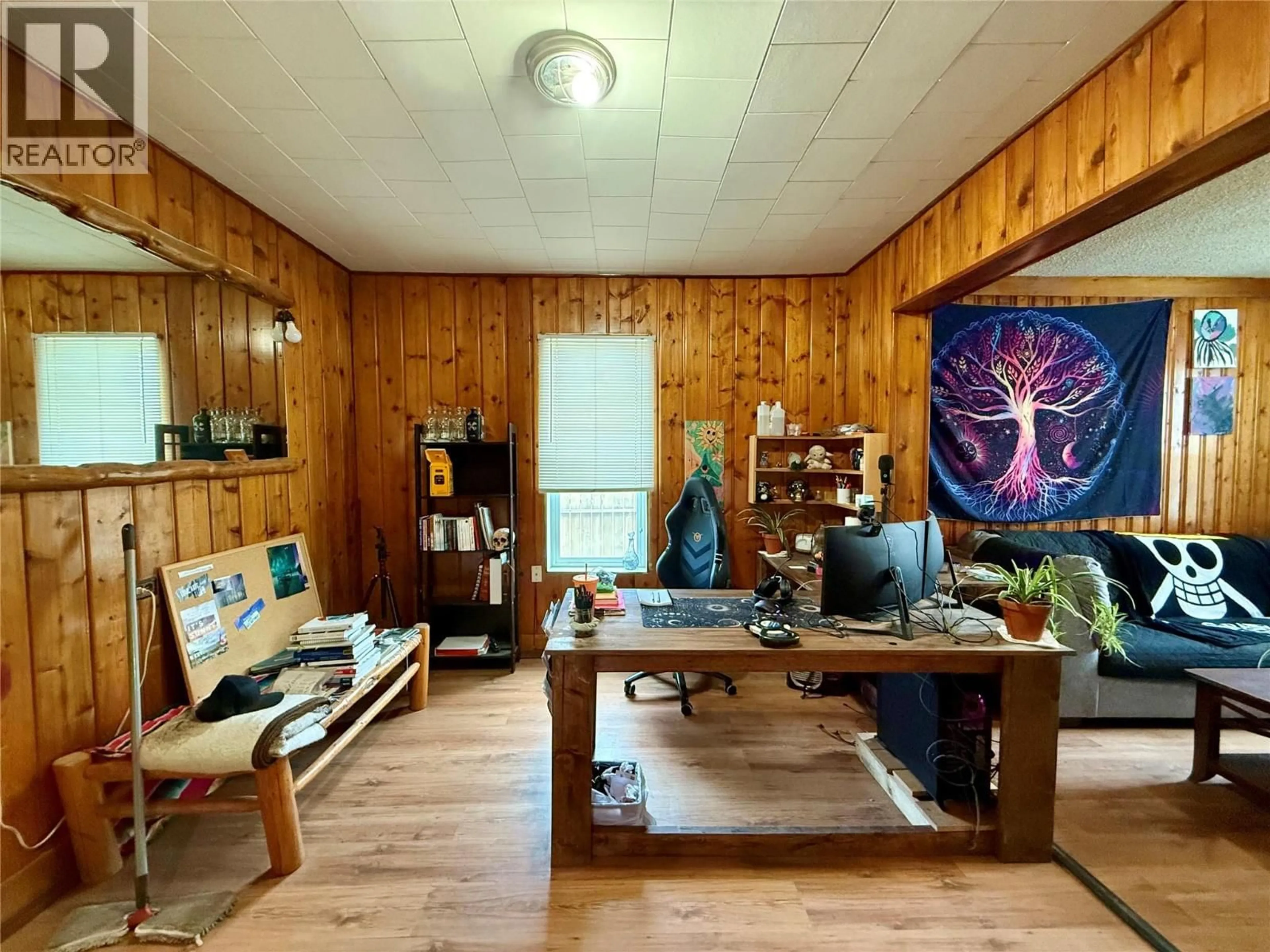 A pic of a room for 201 6TH AVENUE SOUTH, Cranbrook British Columbia V1C2H7