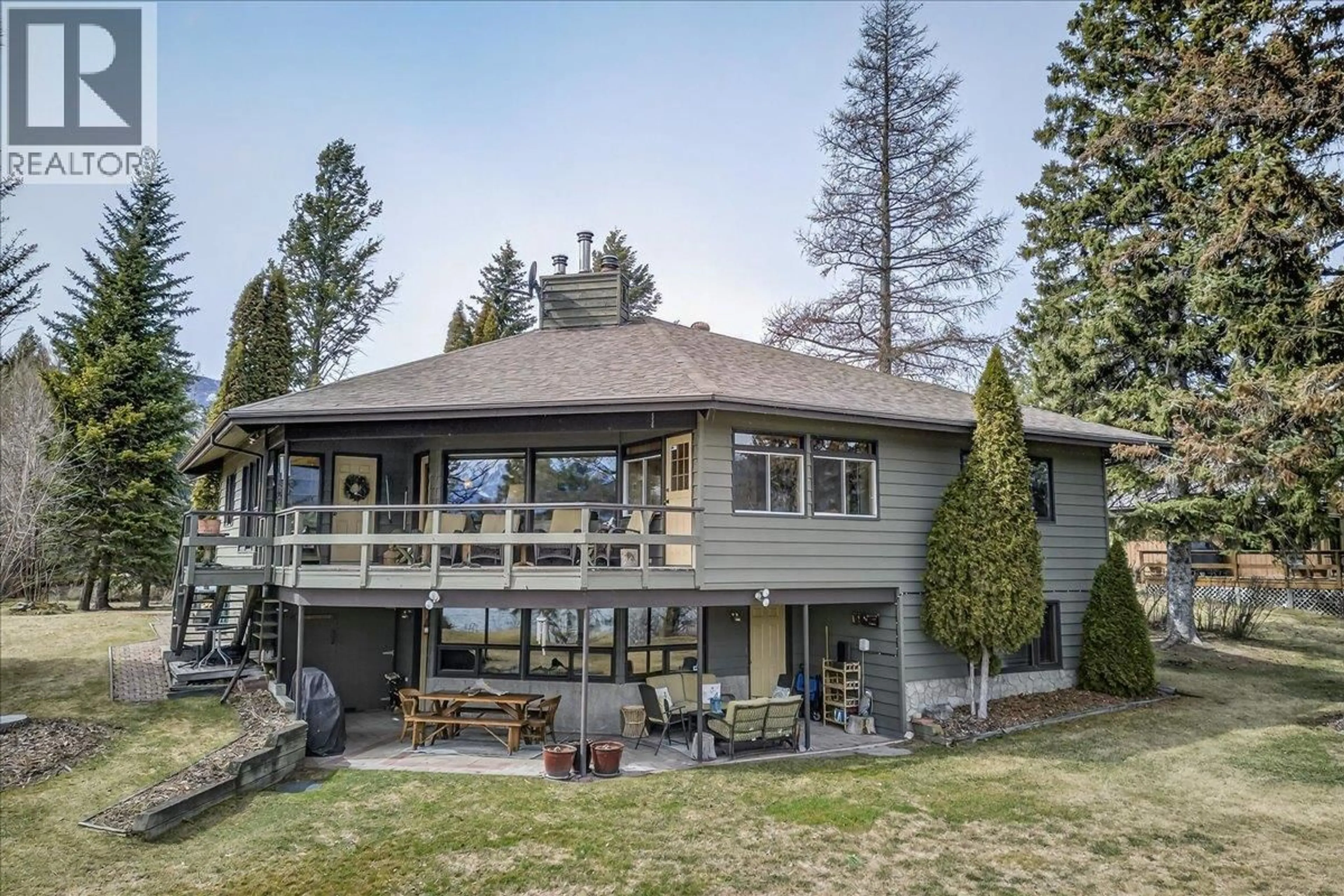 A pic from outside/outdoor area/front of a property/back of a property/a pic from drone, water/lake/river/ocean view for 2376 RUAULT ROAD, Invermere British Columbia V0A1K4