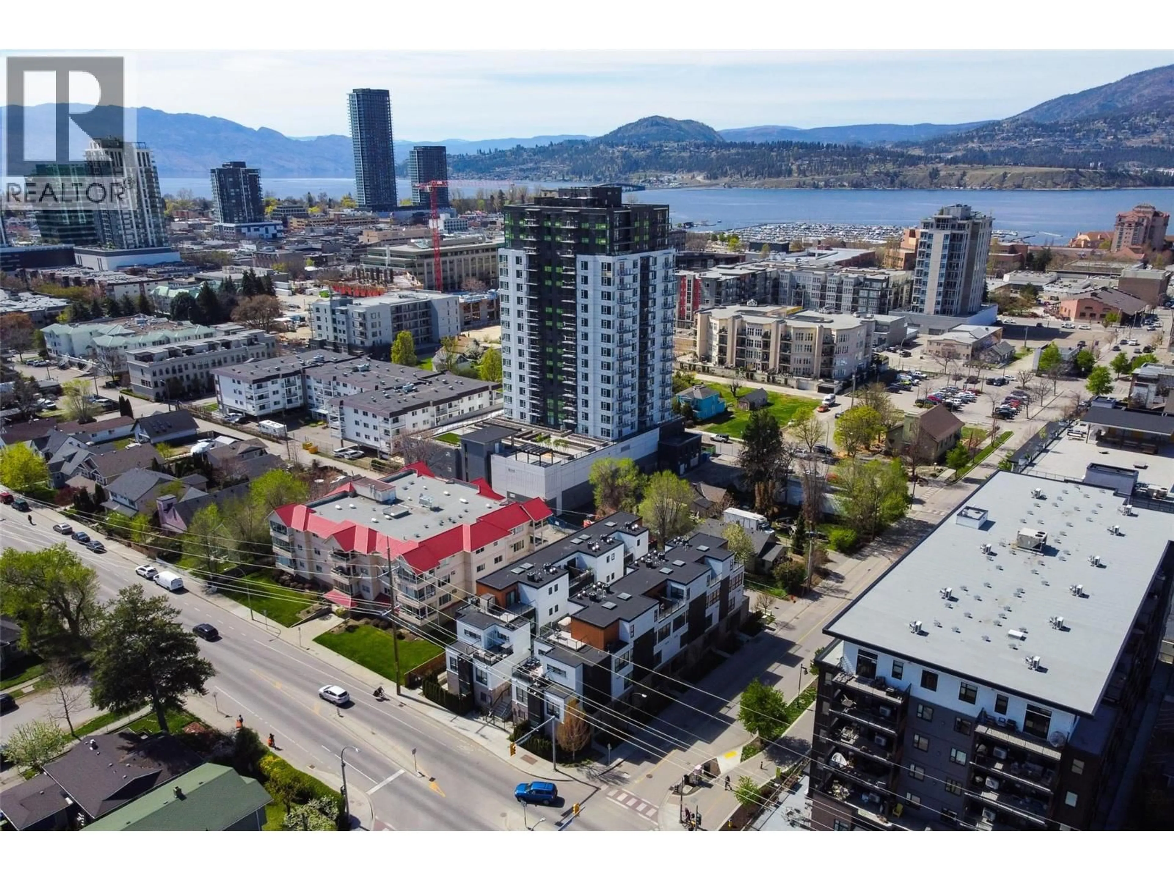 A pic from outside/outdoor area/front of a property/back of a property/a pic from drone, city buildings view from balcony for 104 - 1308 RICHTER STREET, Kelowna British Columbia V1Y2L3