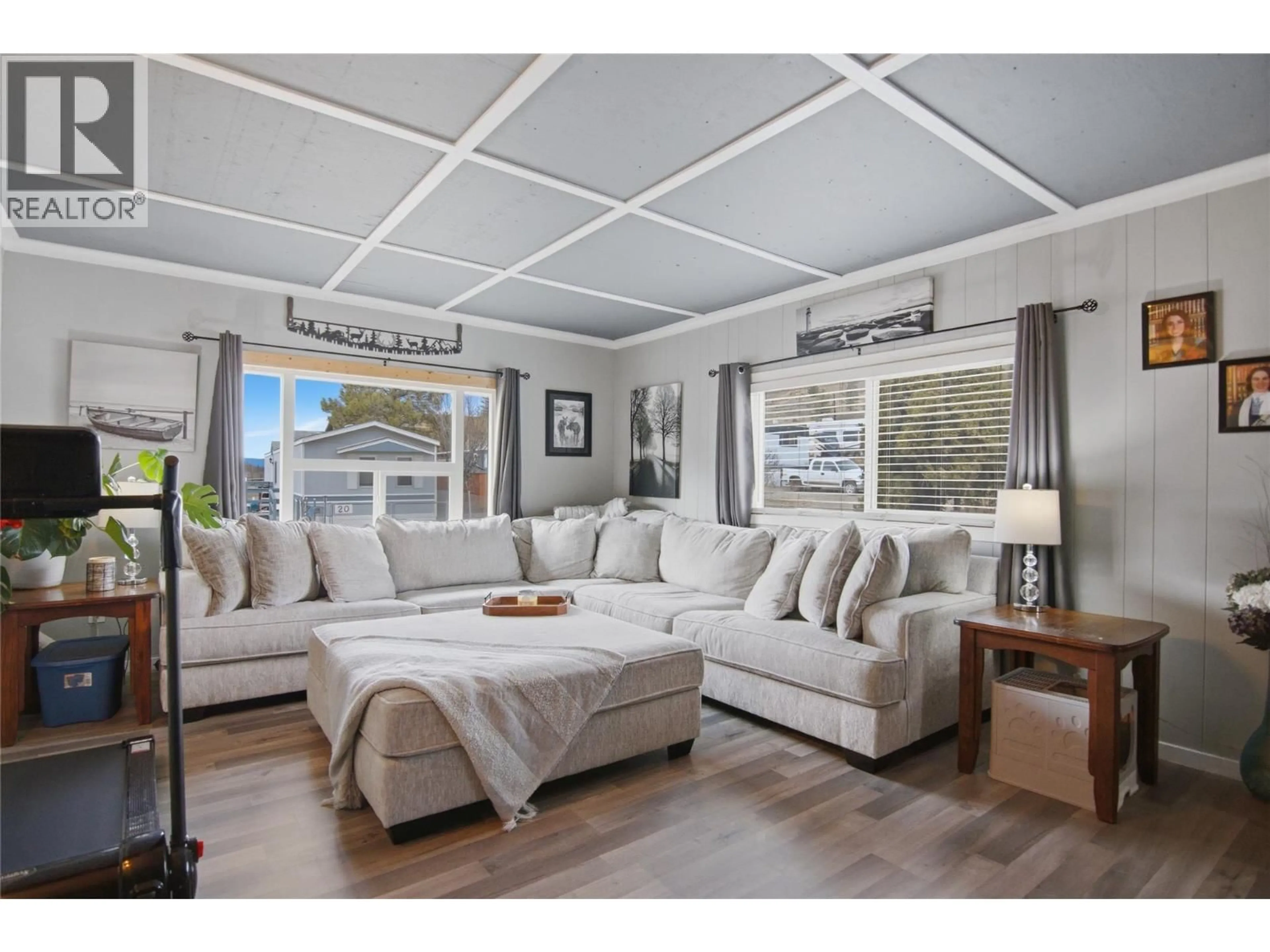 Living room with furniture, unknown for 7 - 4796 TRANS CANADA  W HIGHWAY, Kamloops British Columbia V1S2A8