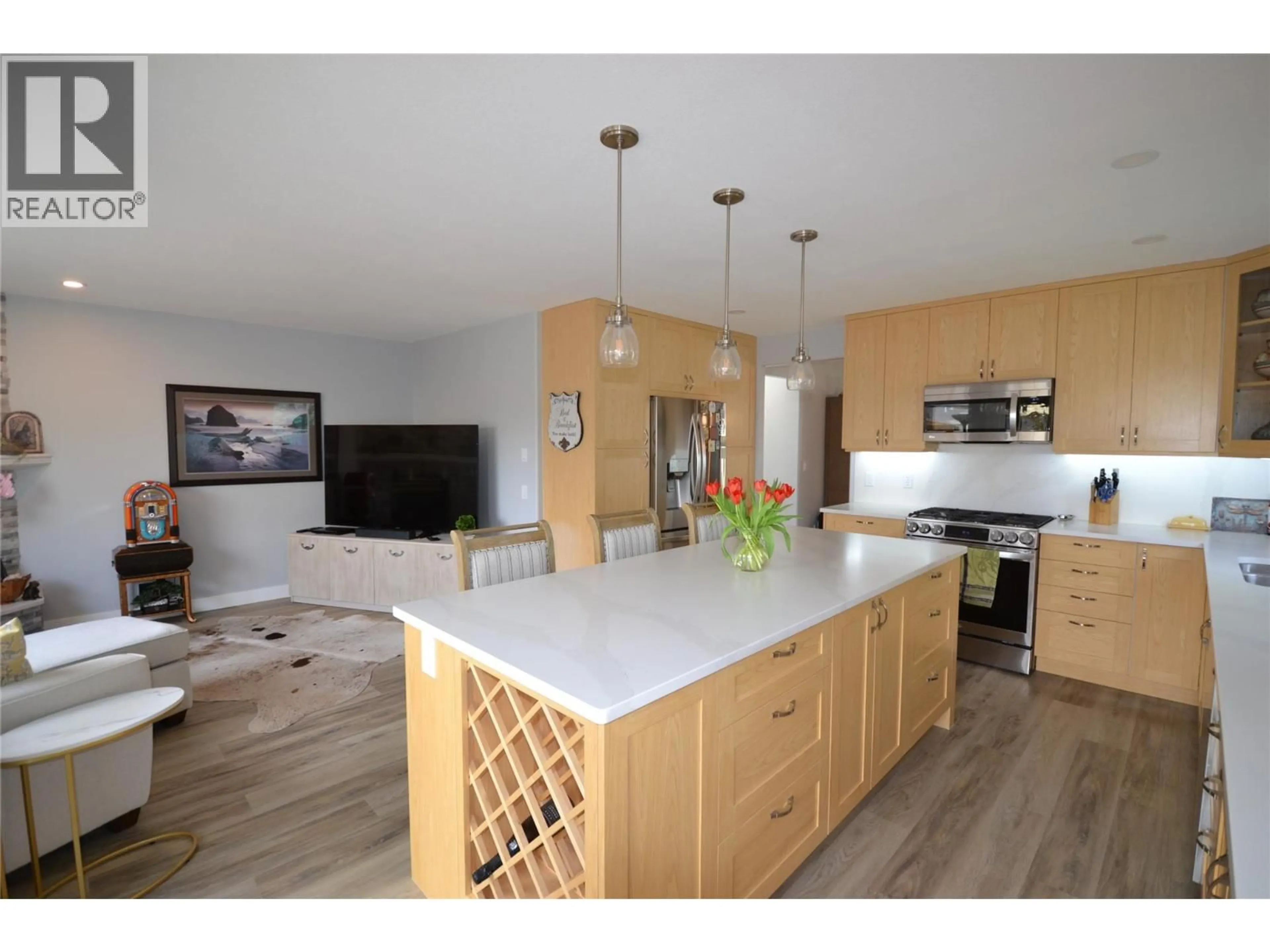 Open concept kitchen, unknown for 454 - 2330 BUTT ROAD, Westbank British Columbia V4T2L3