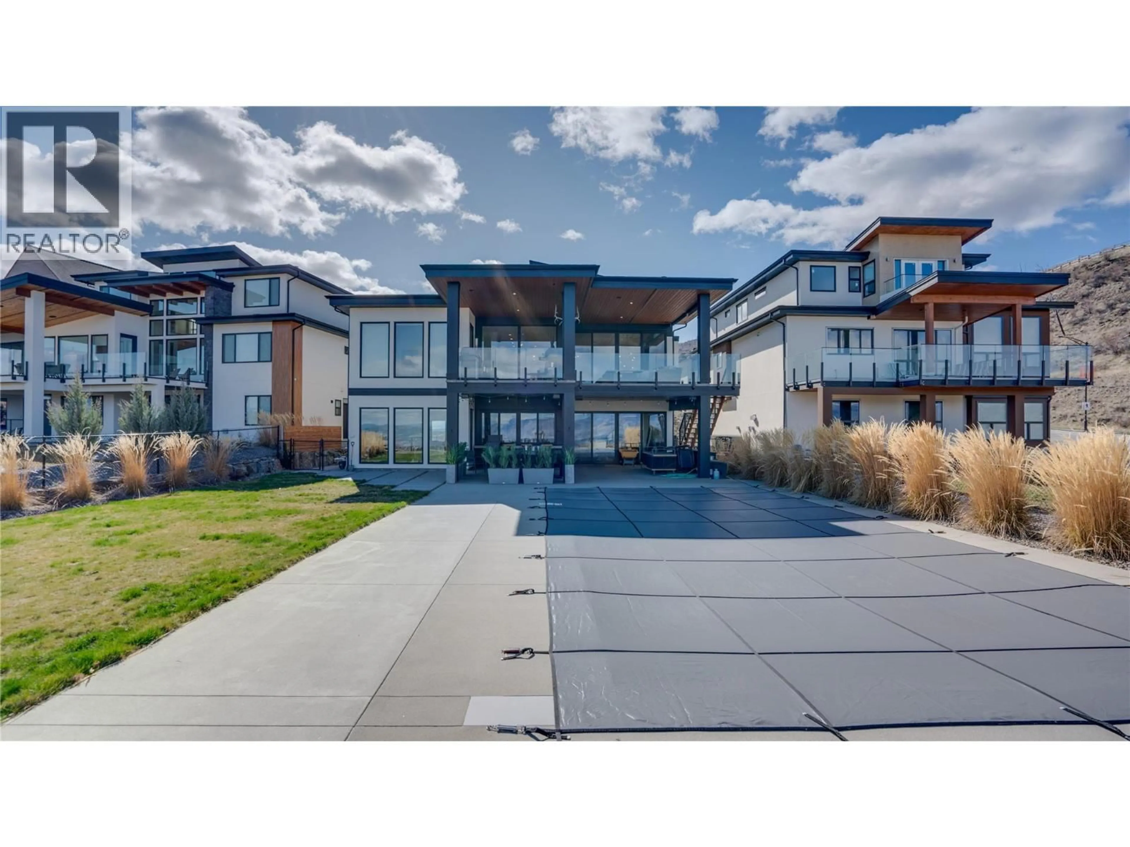 Unknown for 1220 PONDS AVENUE, Kelowna British Columbia V1W5N1