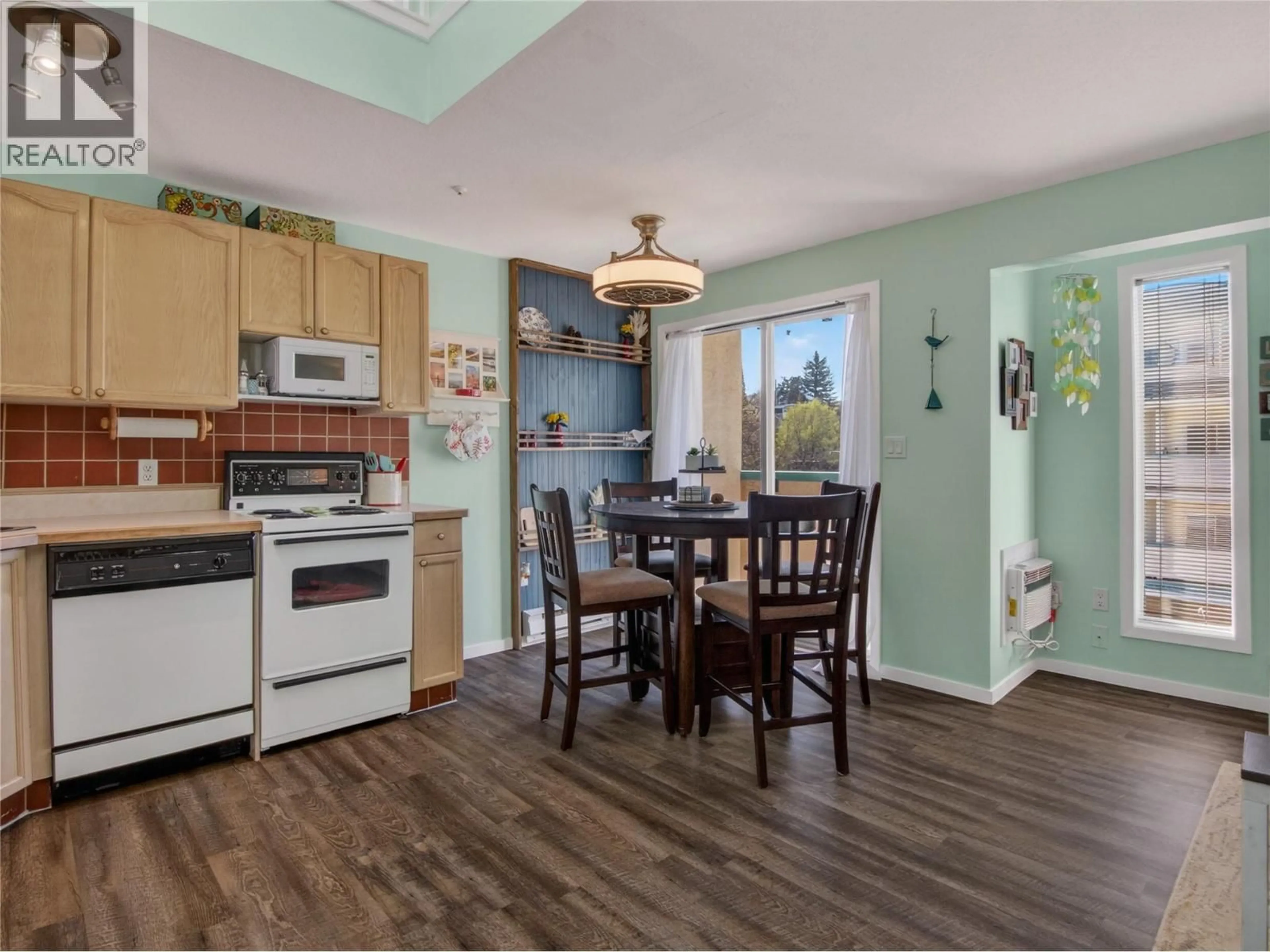 Open concept kitchen, unknown for 17 - 1133 MAIN STREET, Okanagan Falls British Columbia V0H1R4