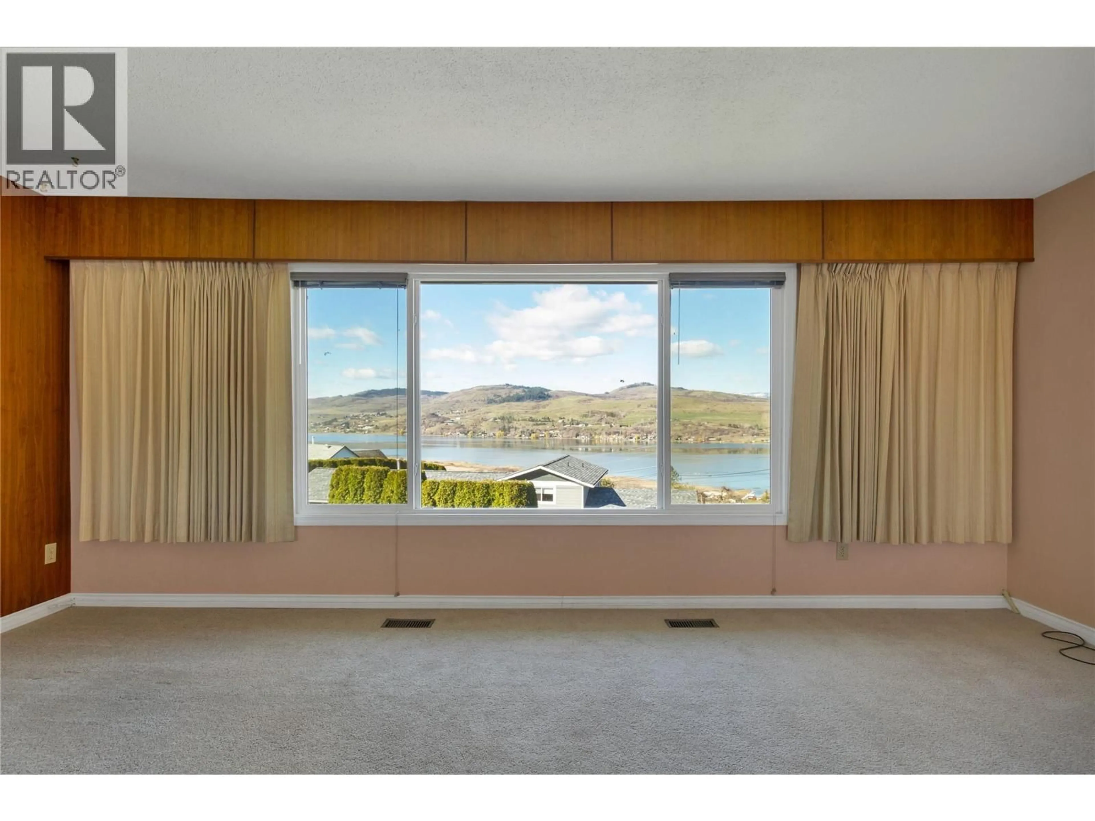 A pic of a room for 7515 L & A ROAD, Vernon British Columbia V1B3S5